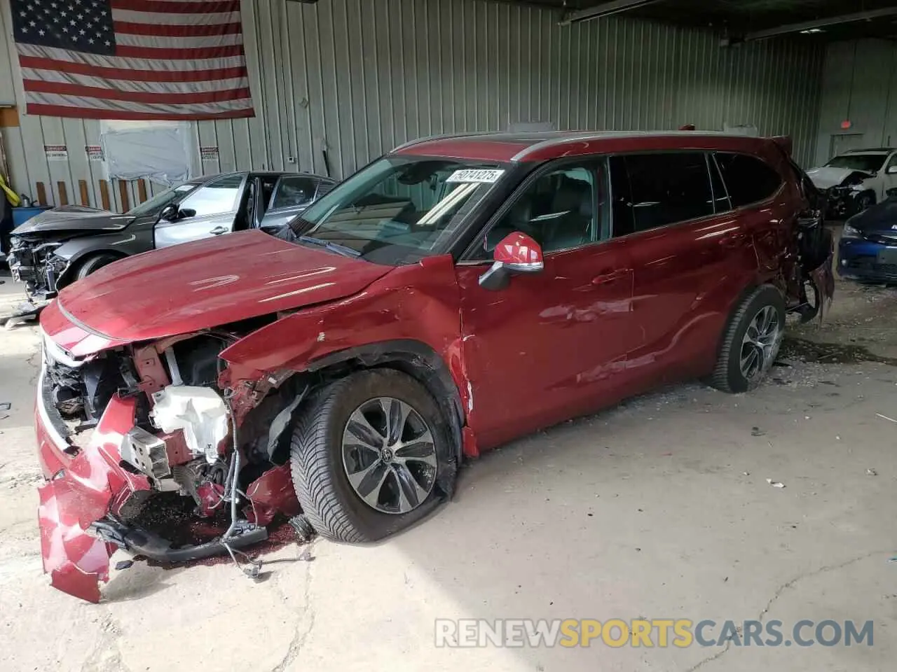 1 Photograph of a damaged car 5TDGZRBH0NS568362 TOYOTA HIGHLANDER 2022