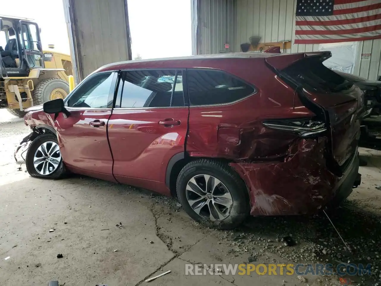 2 Photograph of a damaged car 5TDGZRBH0NS568362 TOYOTA HIGHLANDER 2022