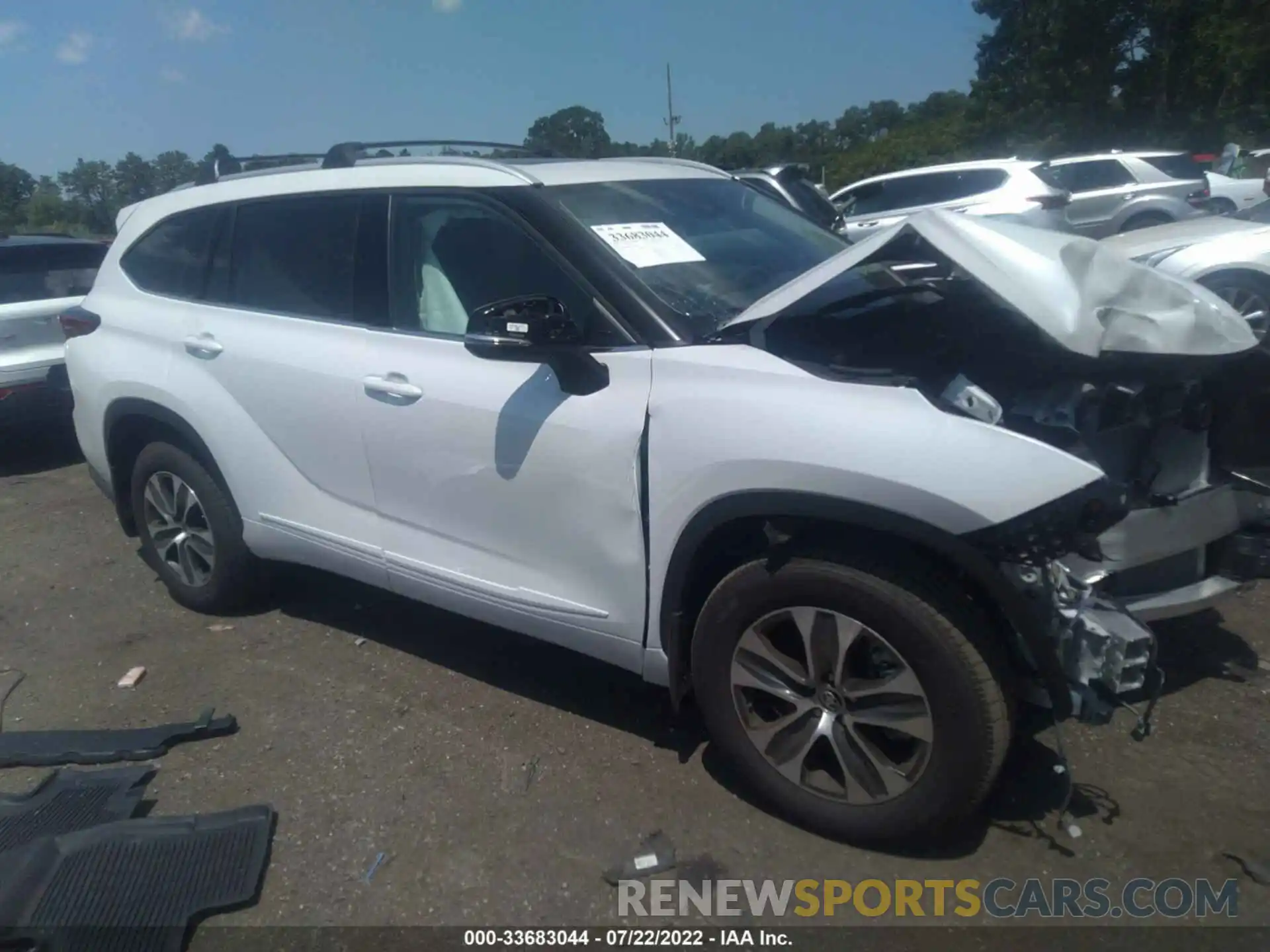 1 Photograph of a damaged car 5TDGZRBH0NS579099 TOYOTA HIGHLANDER 2022