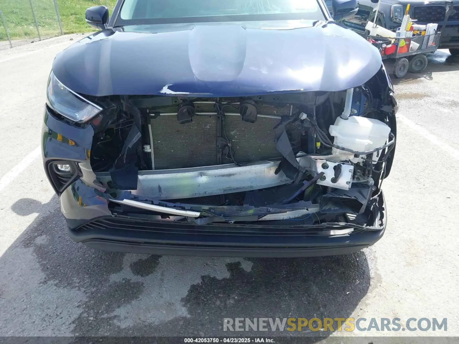 6 Photograph of a damaged car 5TDGZRBH0NS581130 TOYOTA HIGHLANDER 2022