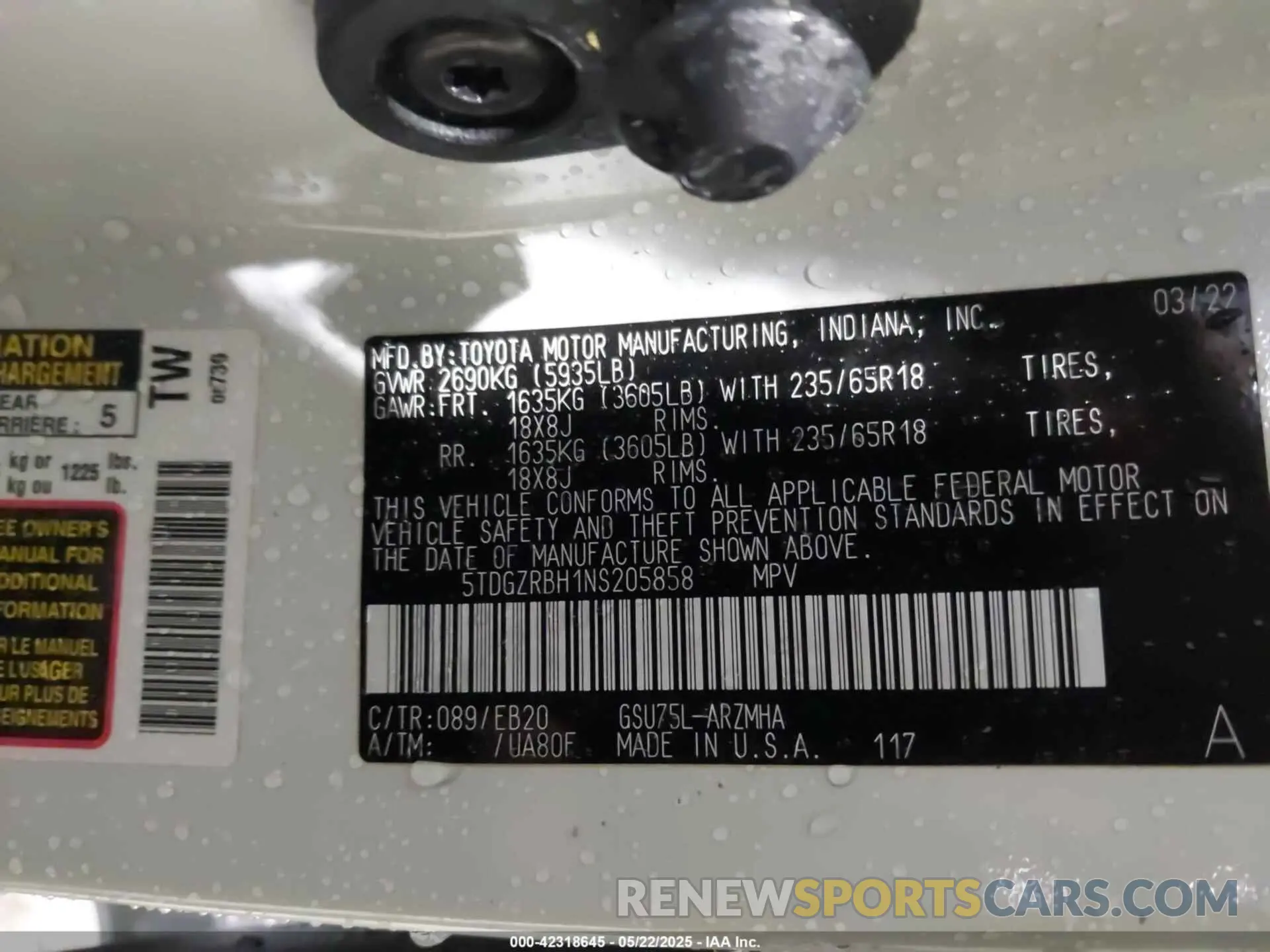 7 Photograph of a damaged car 5TDGZRBH1NS205858 TOYOTA HIGHLANDER 2022