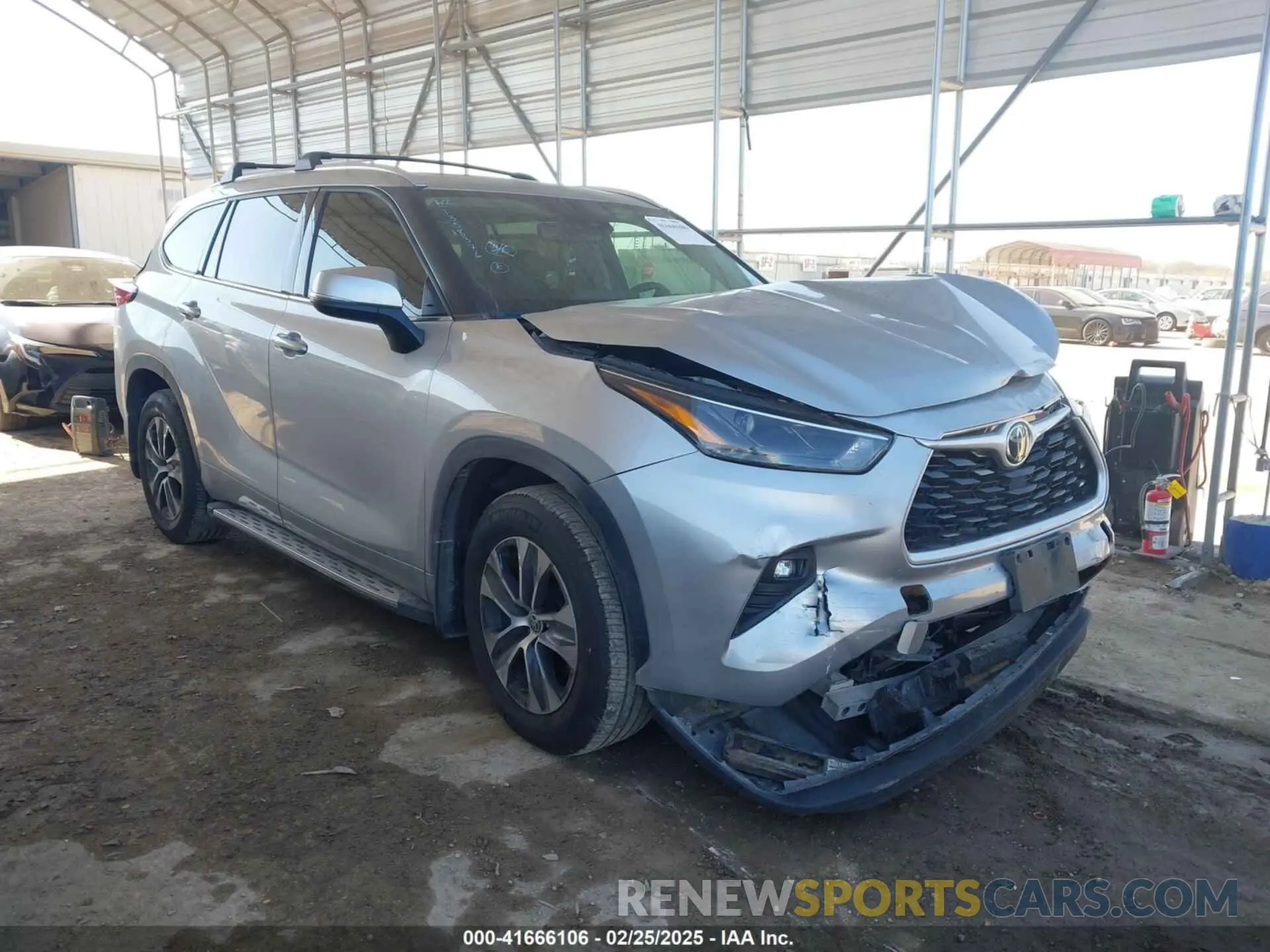 1 Photograph of a damaged car 5TDGZRBH1NS568368 TOYOTA HIGHLANDER 2022