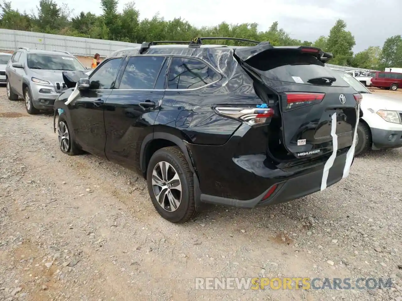 3 Photograph of a damaged car 5TDGZRBH2NS180713 TOYOTA HIGHLANDER 2022