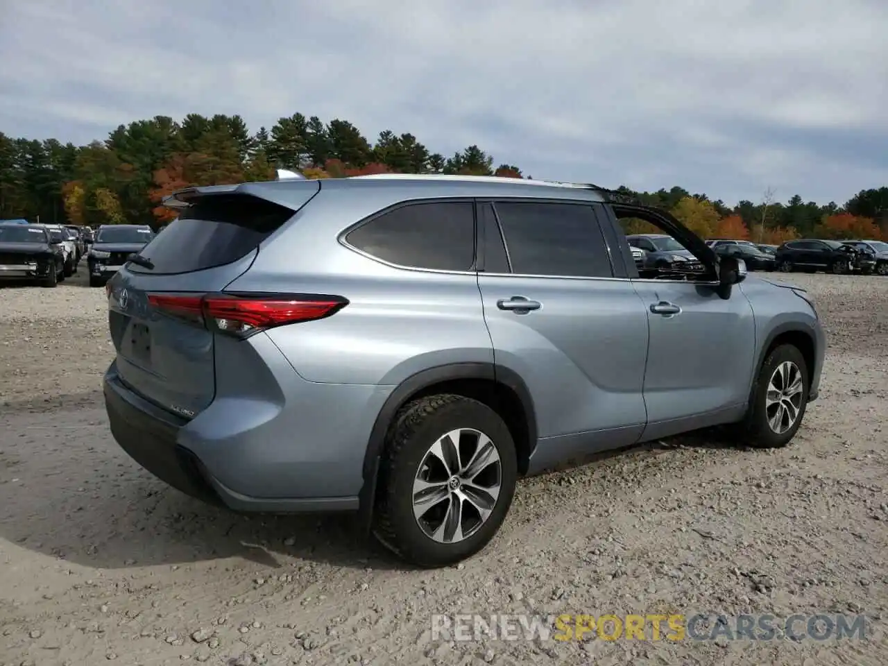 3 Photograph of a damaged car 5TDGZRBH2NS244586 TOYOTA HIGHLANDER 2022