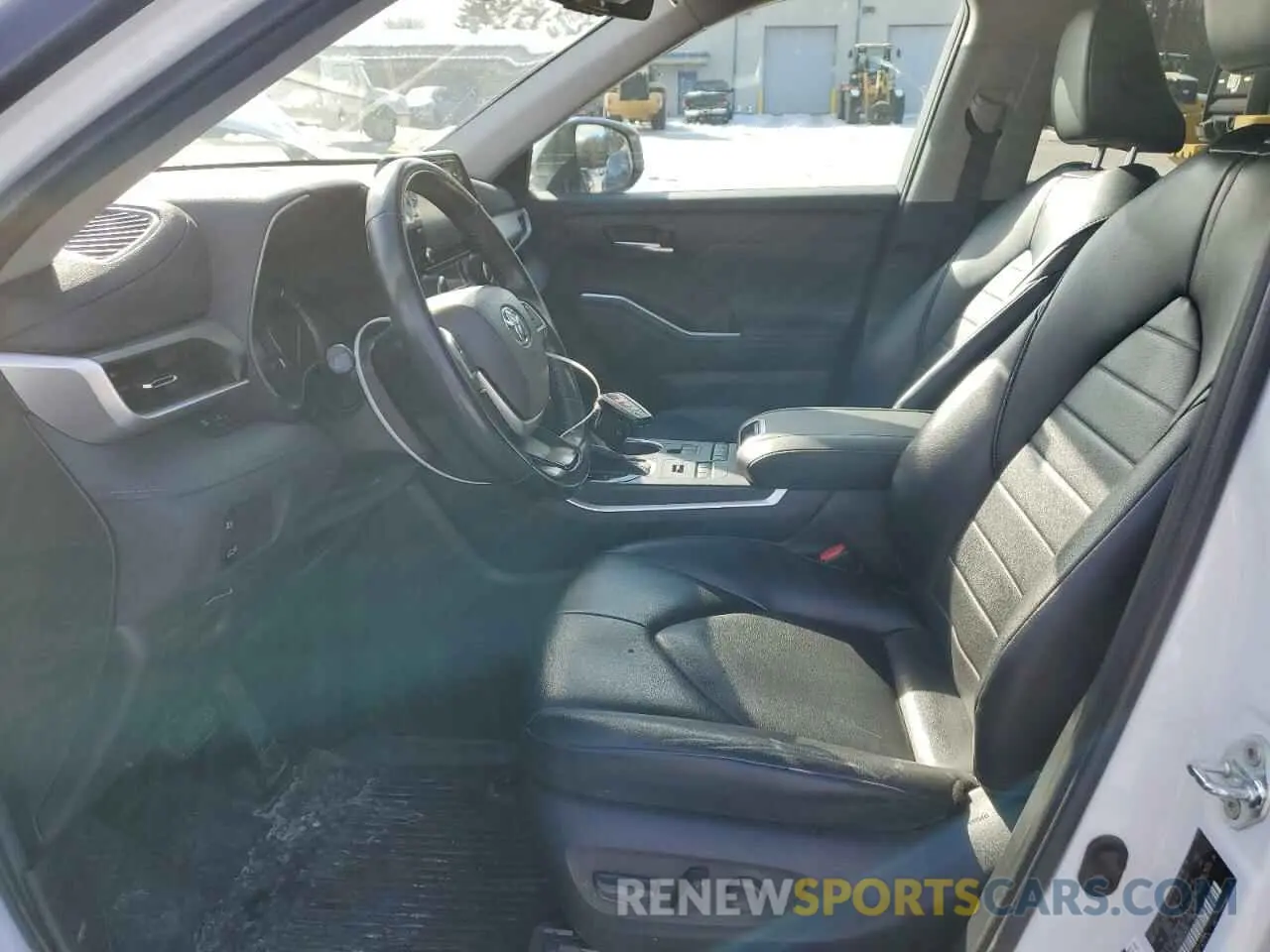 7 Photograph of a damaged car 5TDGZRBH2NS578701 TOYOTA HIGHLANDER 2022