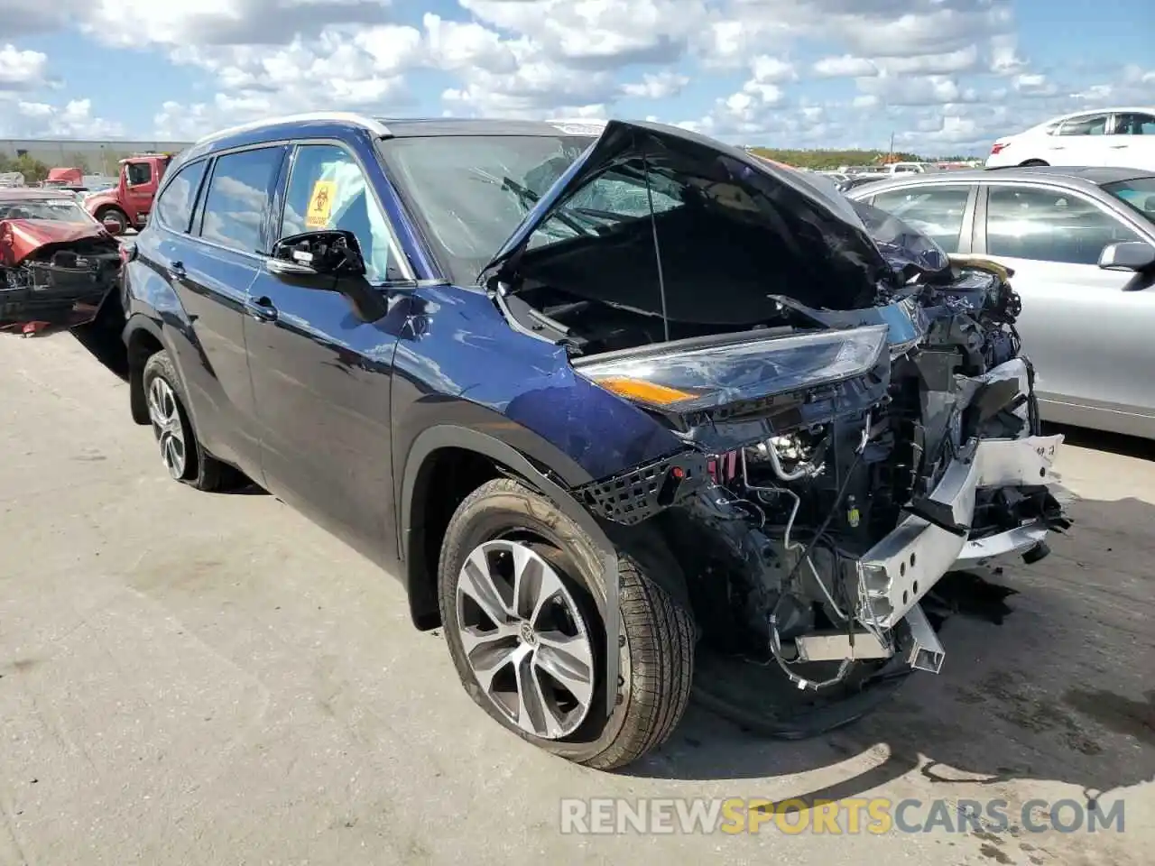 1 Photograph of a damaged car 5TDGZRBH2NS585275 TOYOTA HIGHLANDER 2022