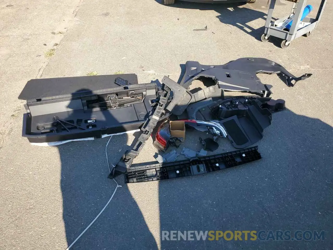13 Photograph of a damaged car 5TDGZRBH4NS179966 TOYOTA HIGHLANDER 2022