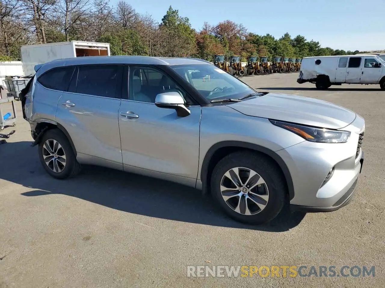4 Photograph of a damaged car 5TDGZRBH4NS179966 TOYOTA HIGHLANDER 2022