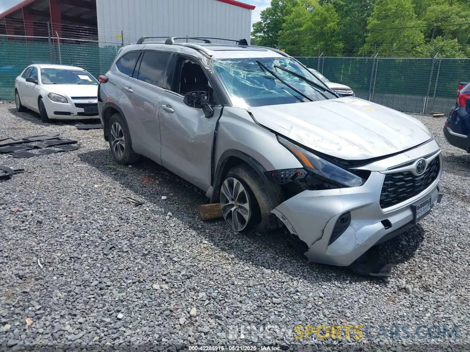 1 Photograph of a damaged car 5TDGZRBH4NS581552 TOYOTA HIGHLANDER 2022