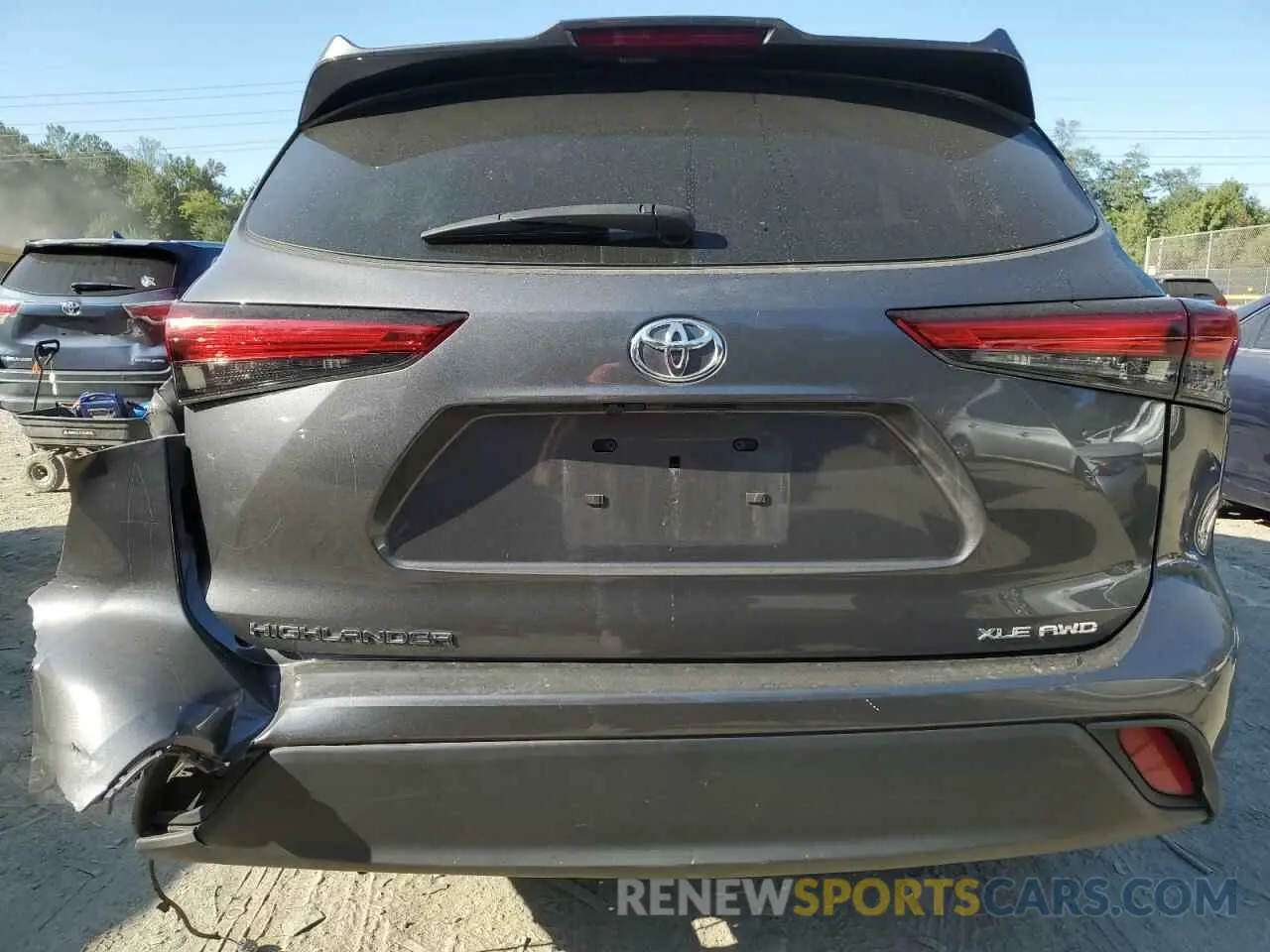 6 Photograph of a damaged car 5TDGZRBH5NS591670 TOYOTA HIGHLANDER 2022