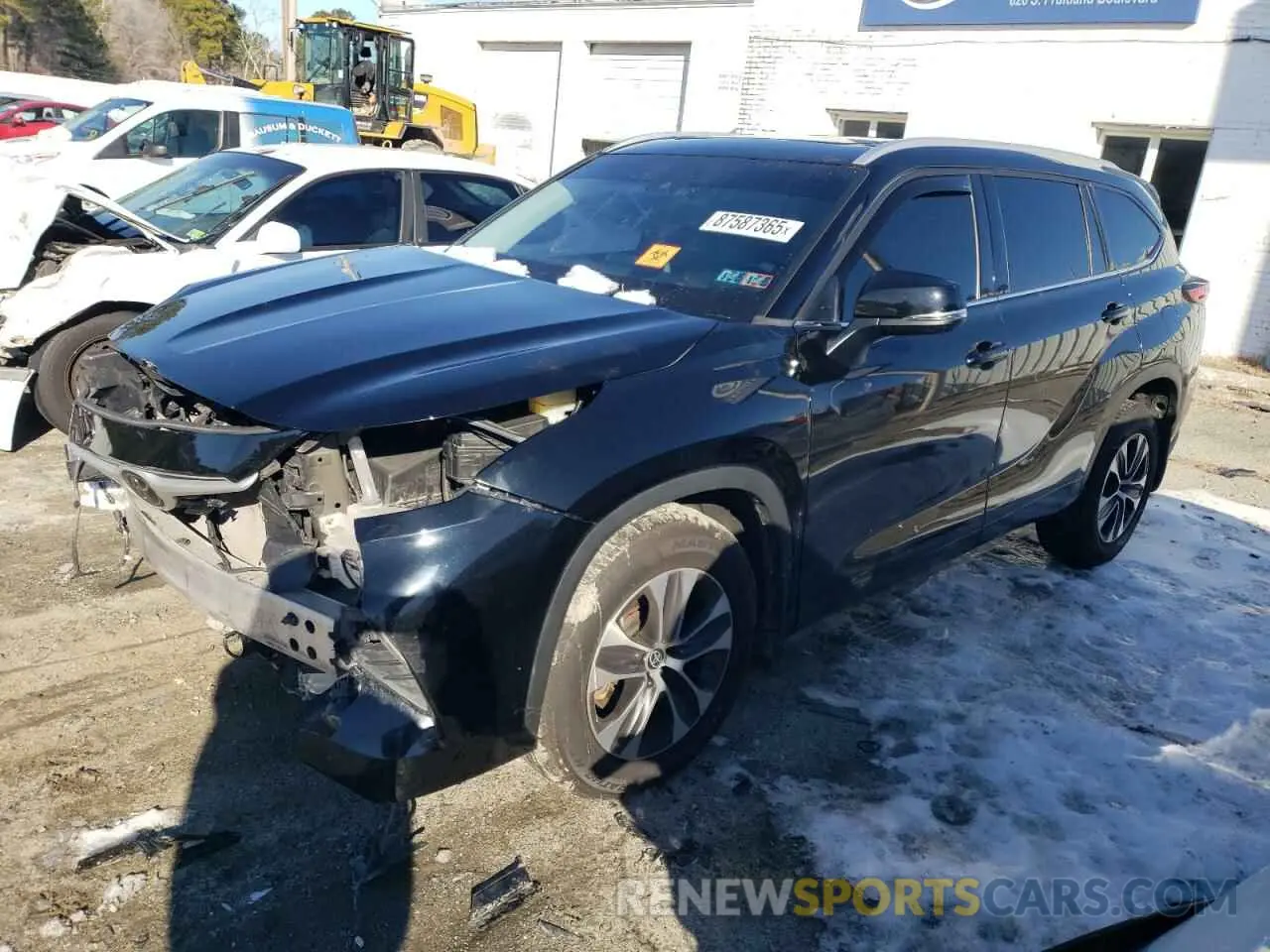 1 Photograph of a damaged car 5TDGZRBH6NS179838 TOYOTA HIGHLANDER 2022