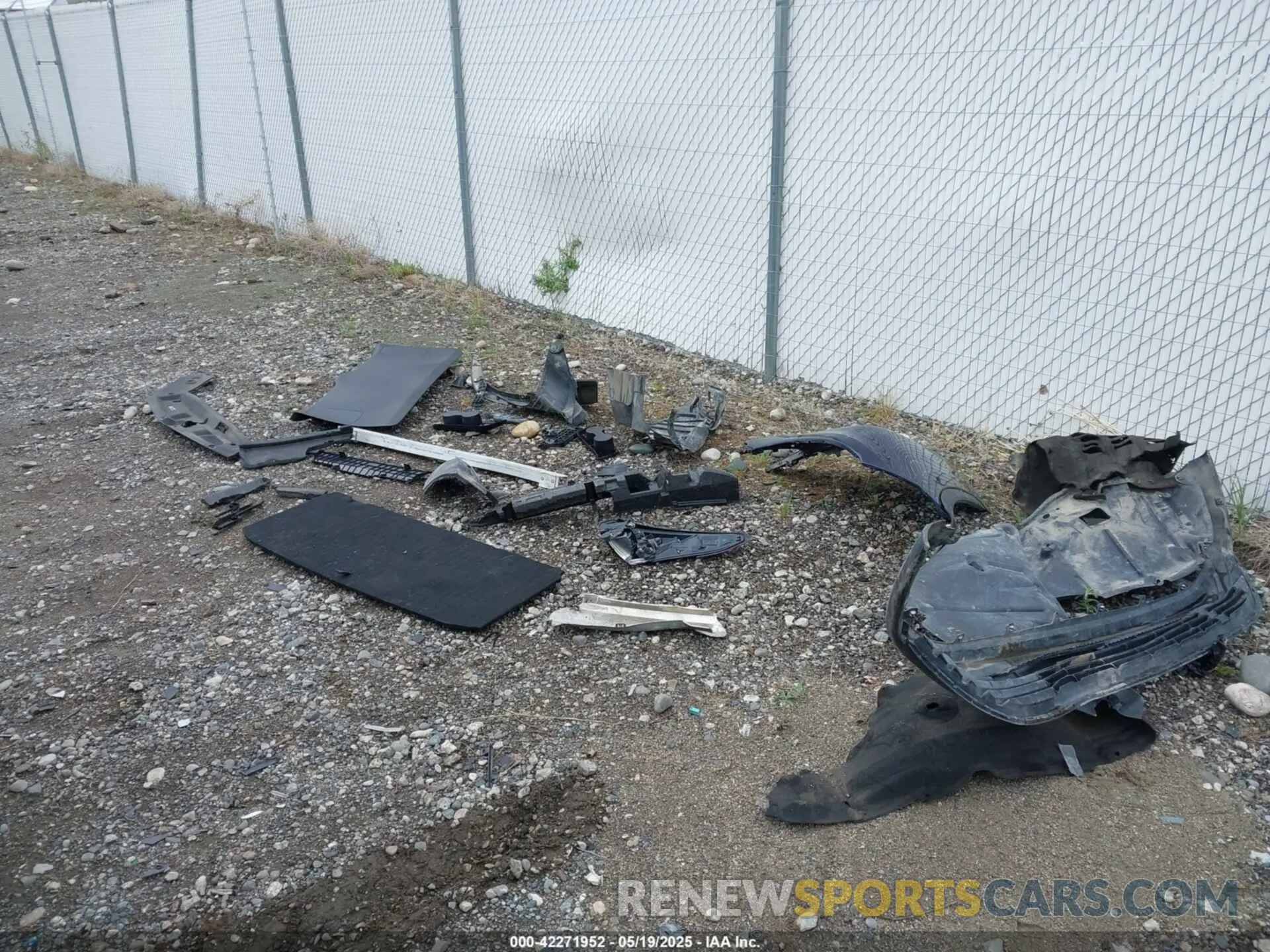 12 Photograph of a damaged car 5TDGZRBH6NS591080 TOYOTA HIGHLANDER 2022