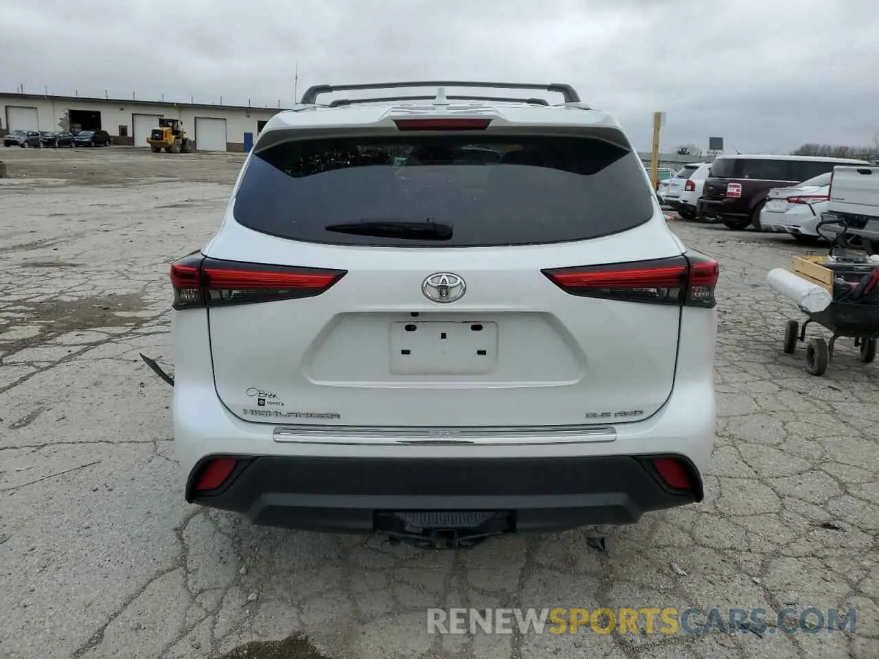 6 Photograph of a damaged car 5TDGZRBH7NS248469 TOYOTA HIGHLANDER 2022