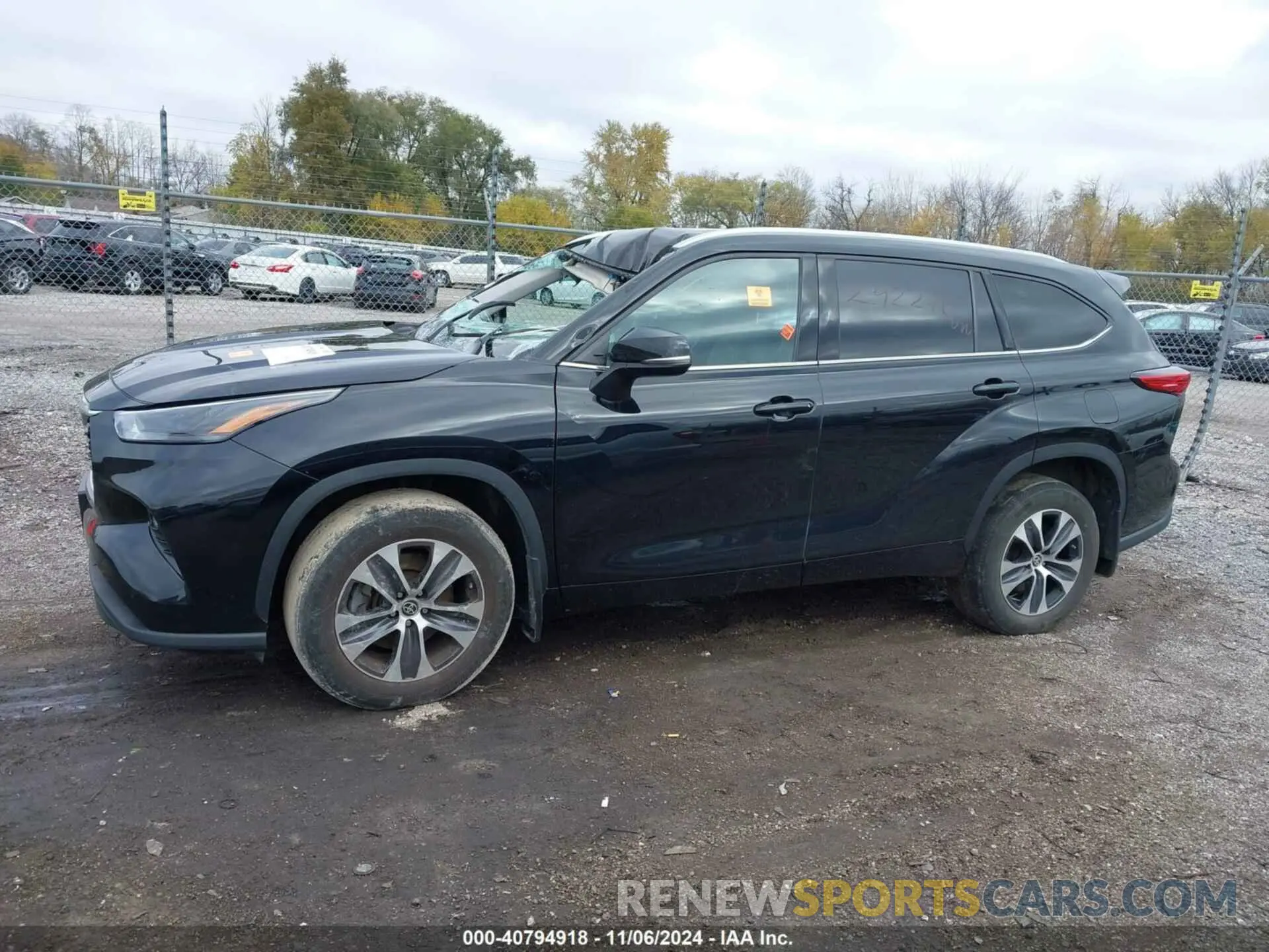 14 Photograph of a damaged car 5TDGZRBH7NS564695 TOYOTA HIGHLANDER 2022