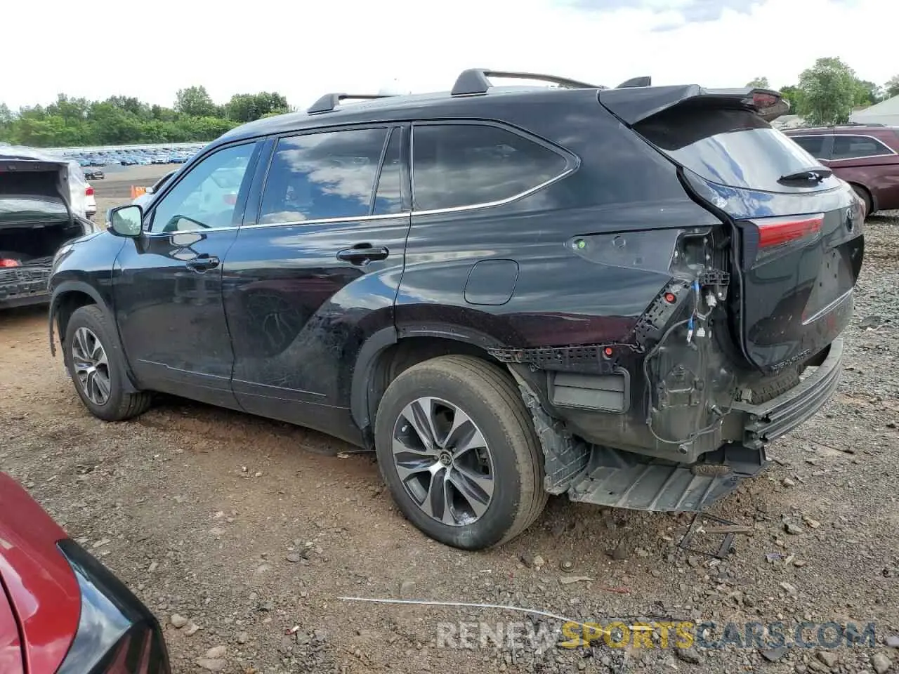 2 Photograph of a damaged car 5TDGZRBH7NS583229 TOYOTA HIGHLANDER 2022