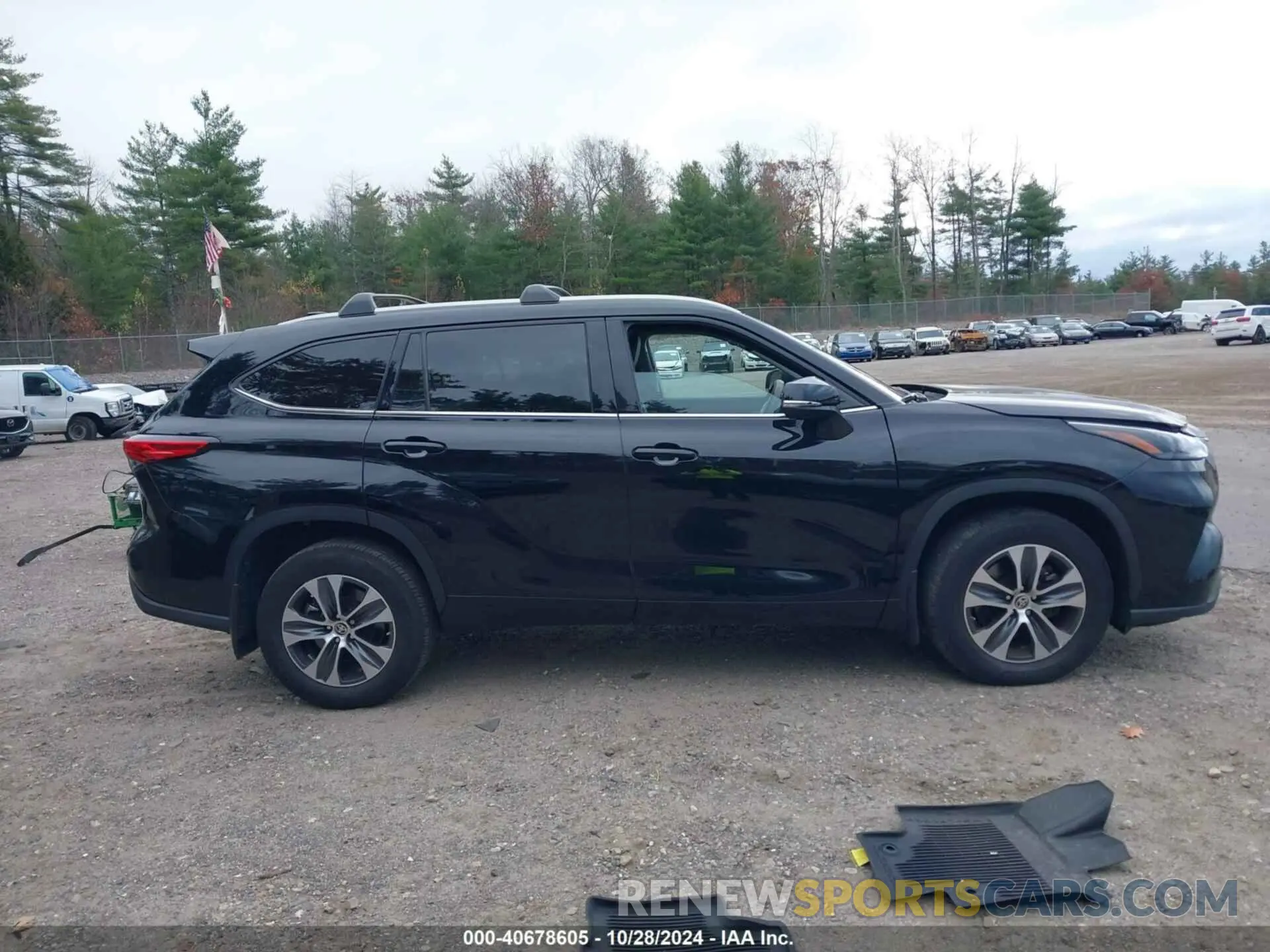 14 Photograph of a damaged car 5TDGZRBH8NS237173 TOYOTA HIGHLANDER 2022