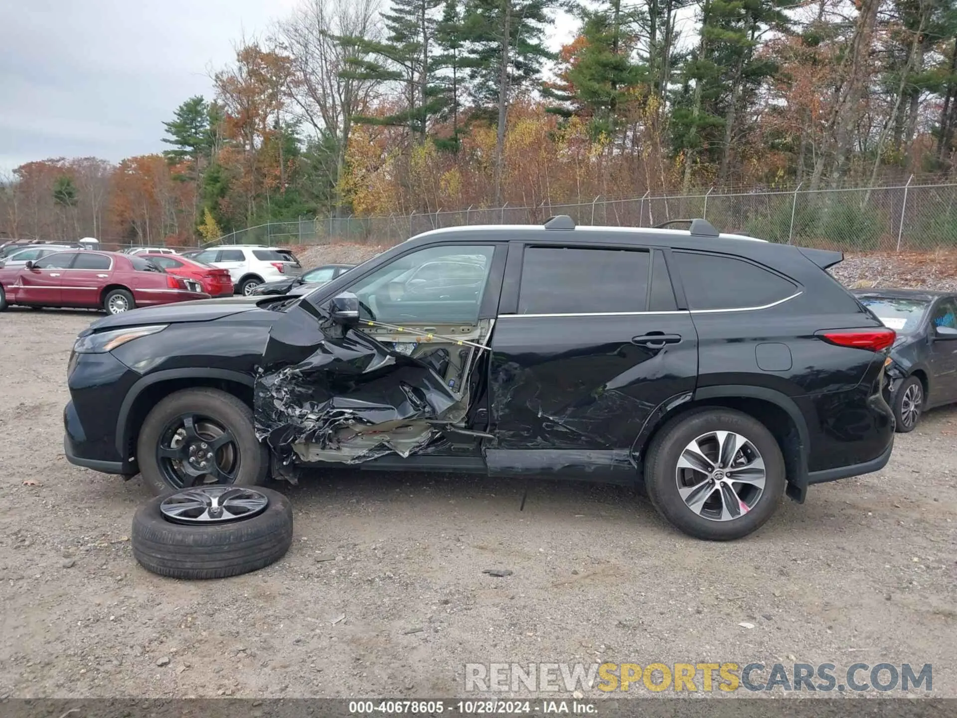 15 Photograph of a damaged car 5TDGZRBH8NS237173 TOYOTA HIGHLANDER 2022