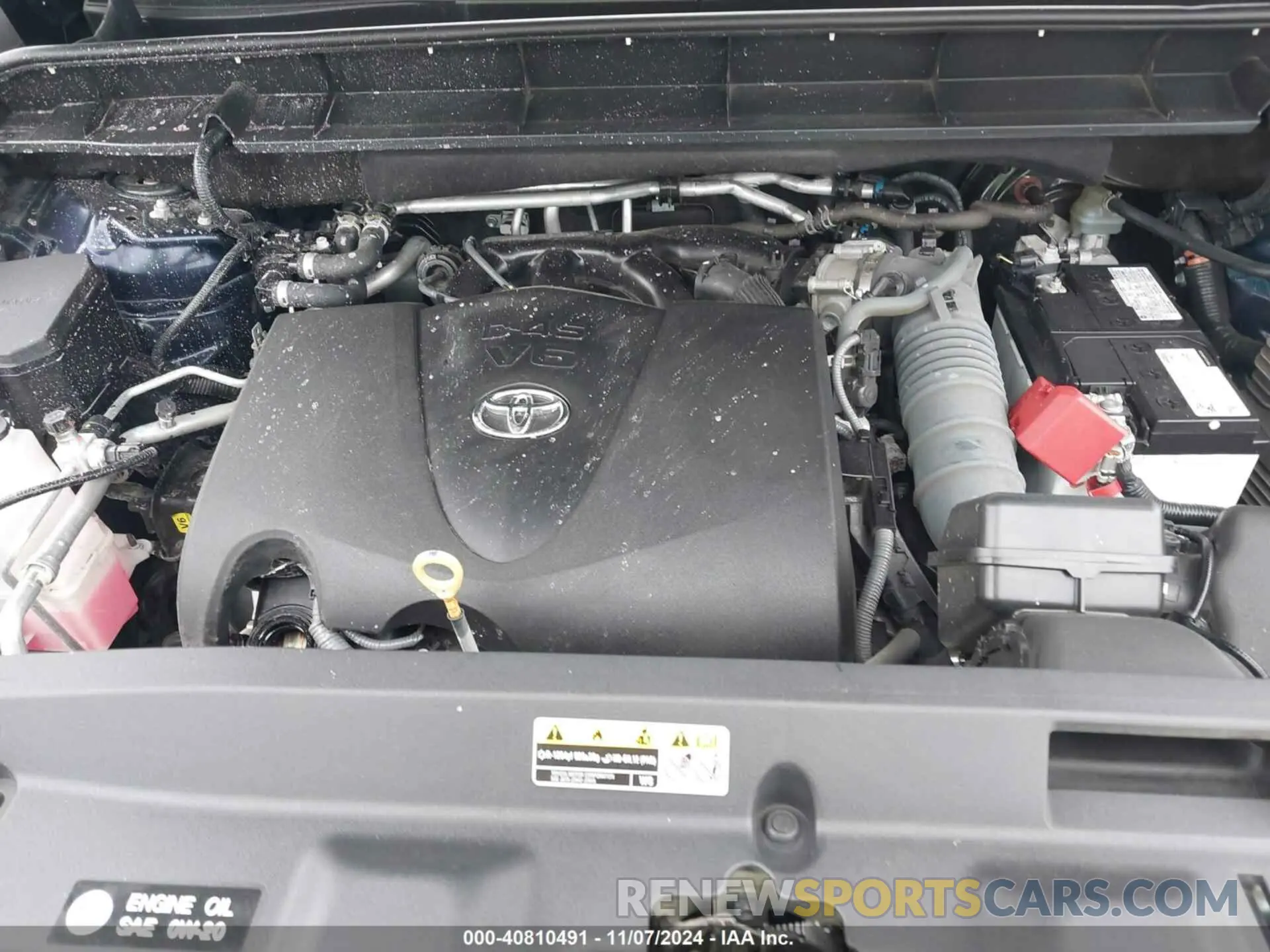 10 Photograph of a damaged car 5TDGZRBH8NS577407 TOYOTA HIGHLANDER 2022