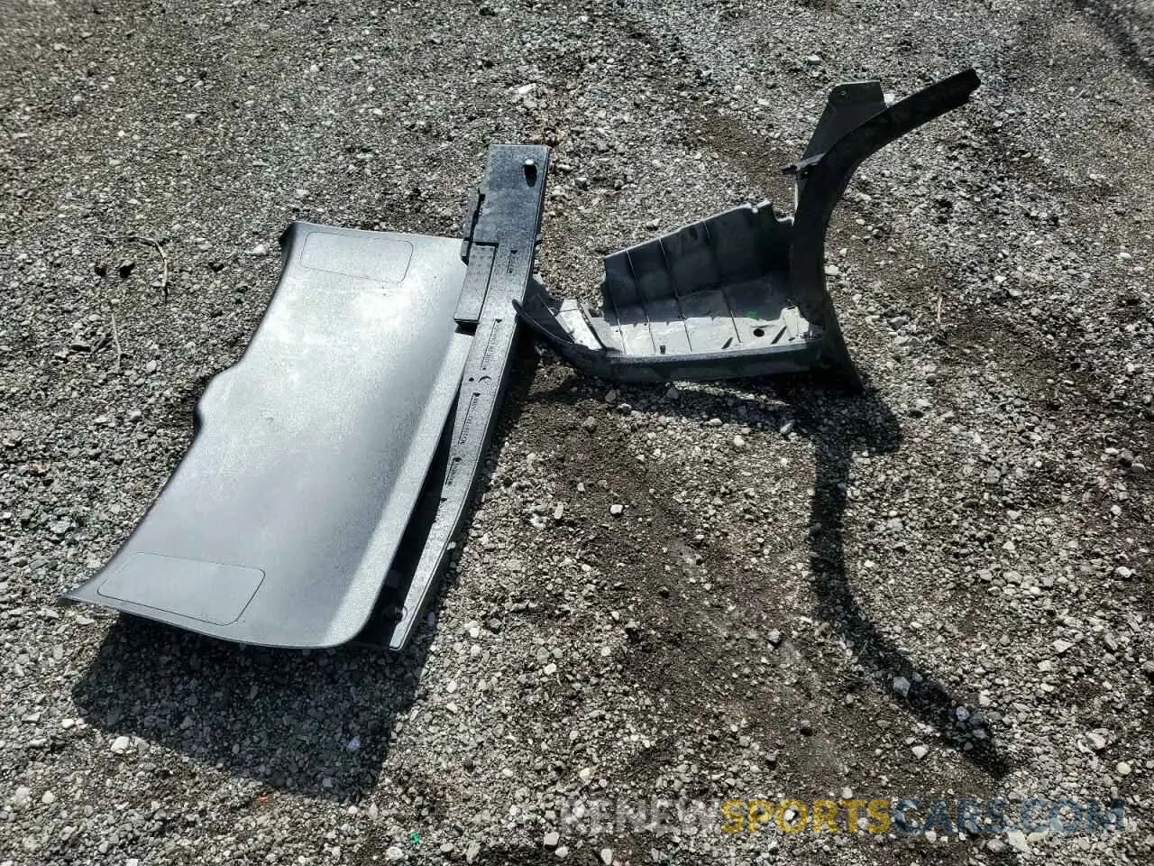 13 Photograph of a damaged car 5TDGZRBH8NS582154 TOYOTA HIGHLANDER 2022
