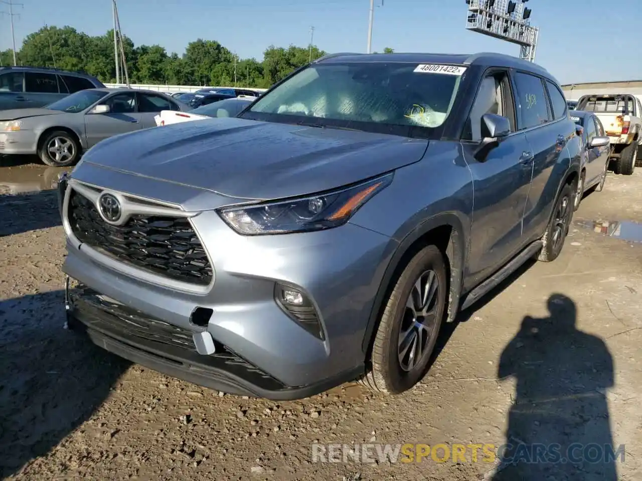 2 Photograph of a damaged car 5TDGZRBH9NS198304 TOYOTA HIGHLANDER 2022