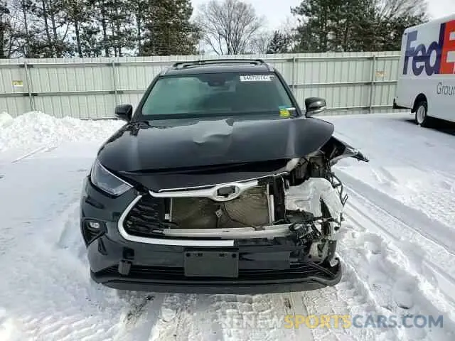 11 Photograph of a damaged car 5TDGZRBH9NS597150 TOYOTA HIGHLANDER 2022