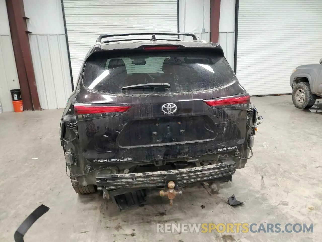 6 Photograph of a damaged car 5TDGZRBHXNS201422 TOYOTA HIGHLANDER 2022