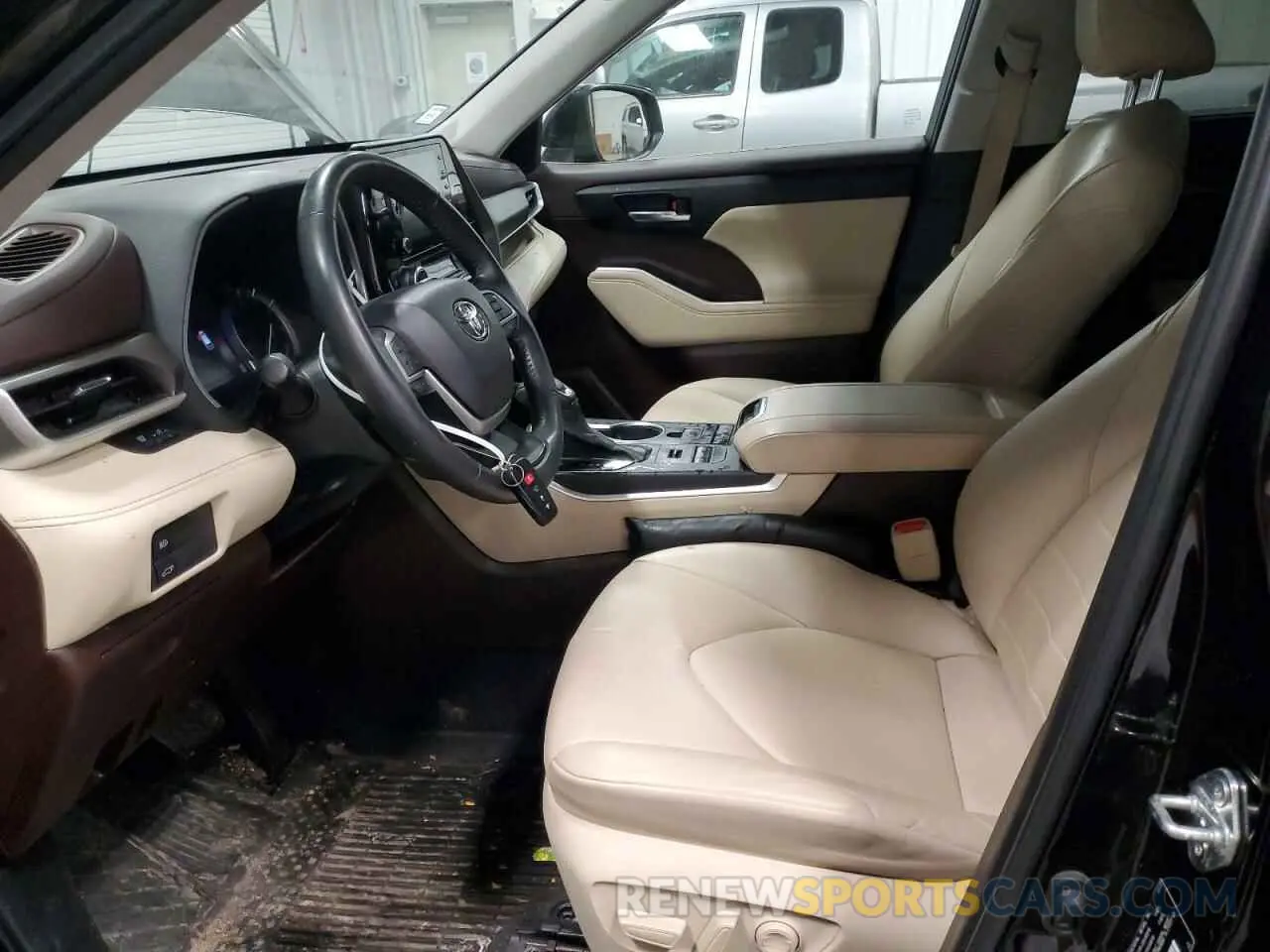 7 Photograph of a damaged car 5TDGZRBHXNS201422 TOYOTA HIGHLANDER 2022