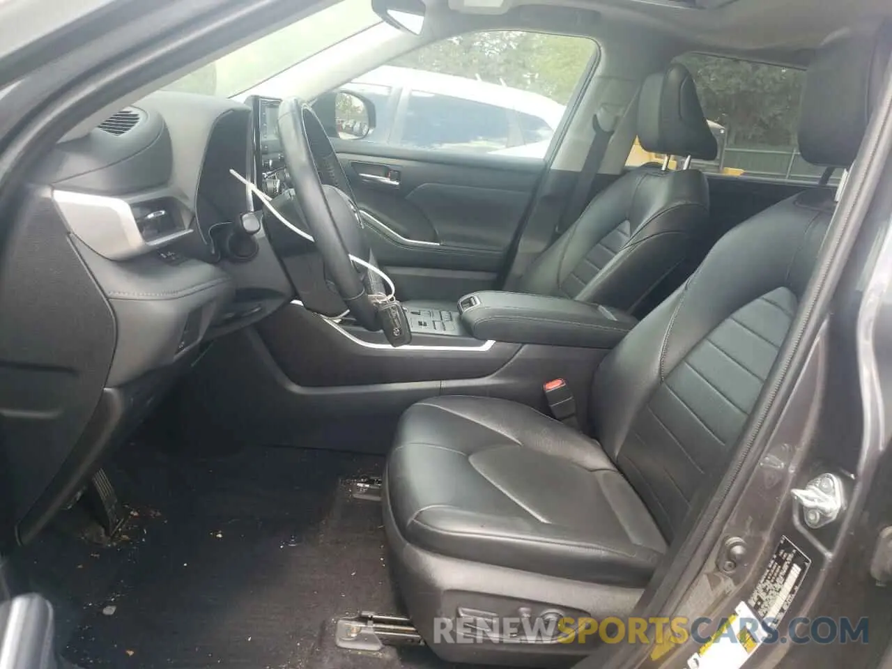 7 Photograph of a damaged car 5TDGZRBHXNS226630 TOYOTA HIGHLANDER 2022