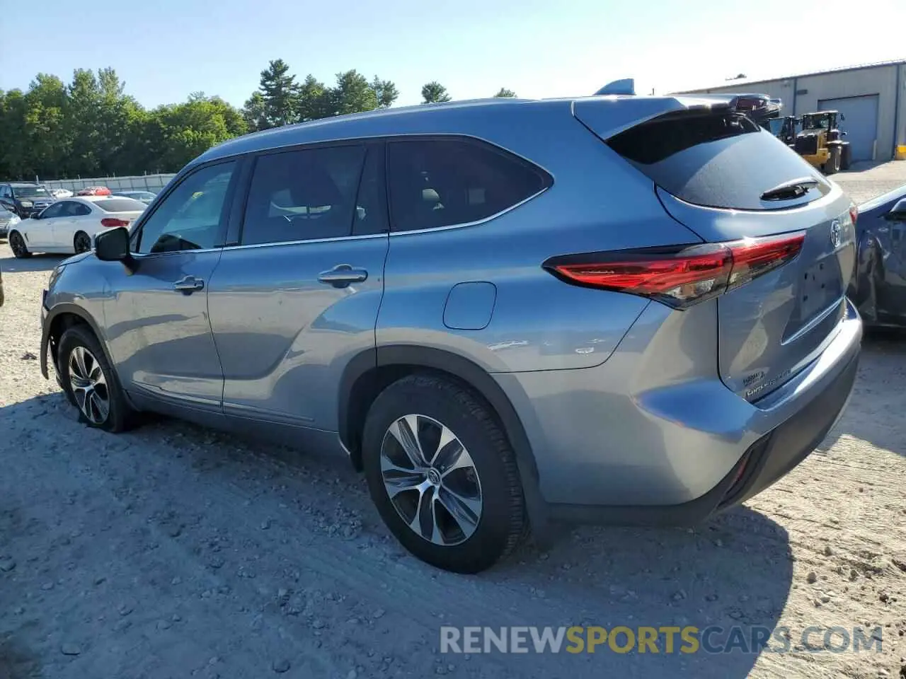 2 Photograph of a damaged car 5TDGZRBHXNS228264 TOYOTA HIGHLANDER 2022
