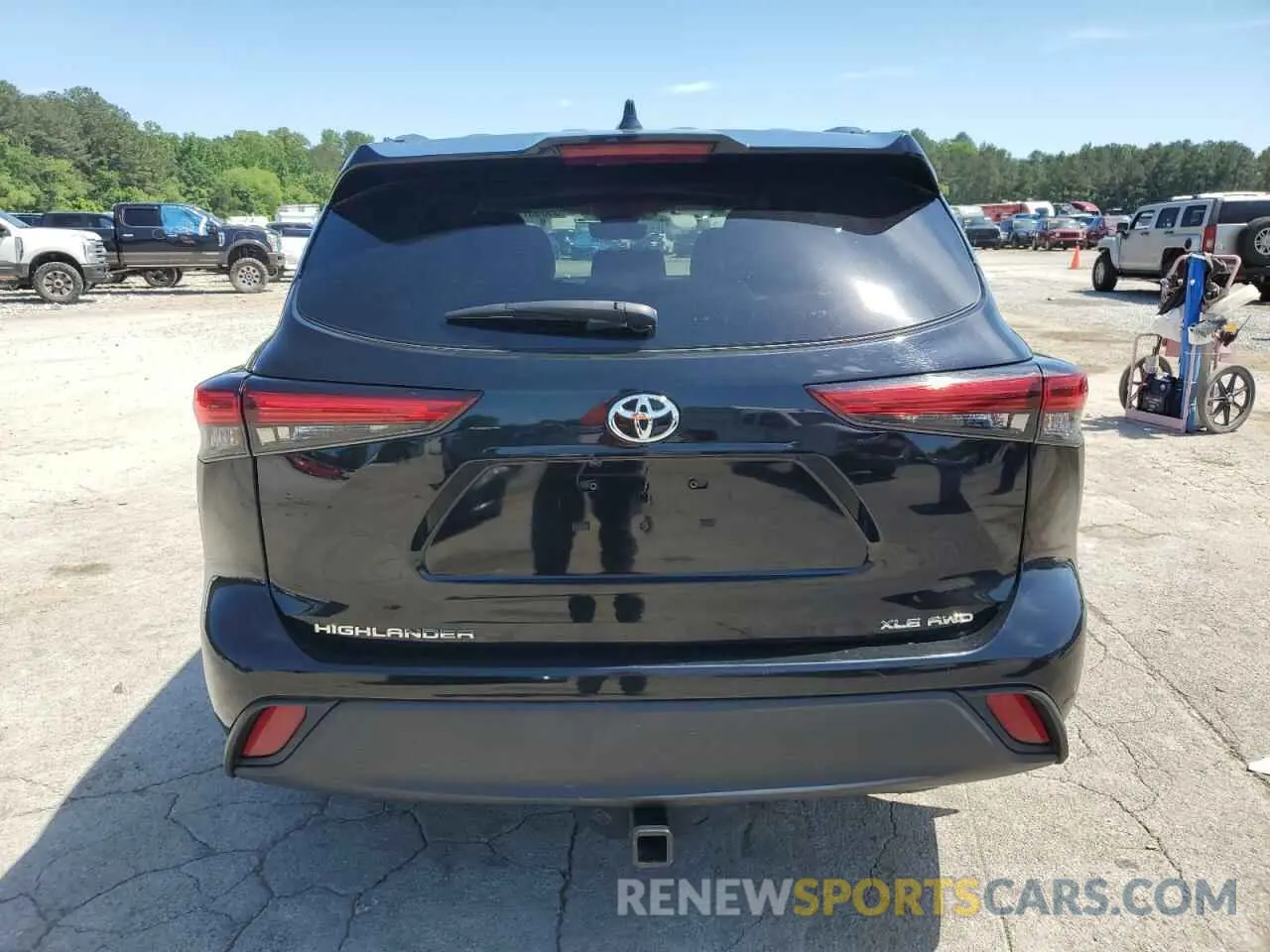 6 Photograph of a damaged car 5TDGZRBHXNS588621 TOYOTA HIGHLANDER 2022
