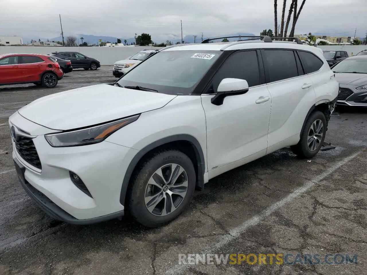 1 Photograph of a damaged car 5TDHBRCH8NS538890 TOYOTA HIGHLANDER 2022