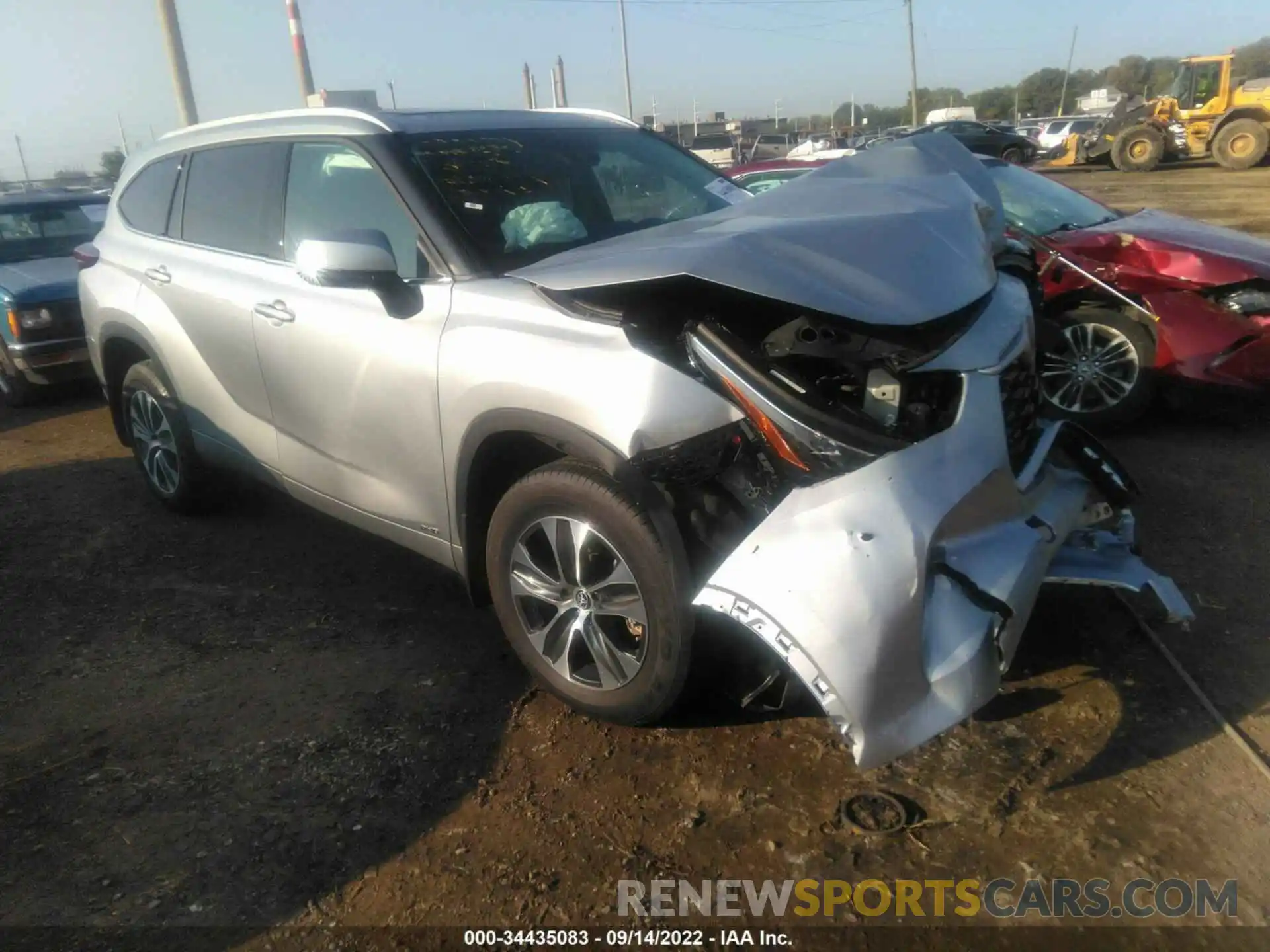 1 Photograph of a damaged car 5TDHBRCHXNS550880 TOYOTA HIGHLANDER 2022