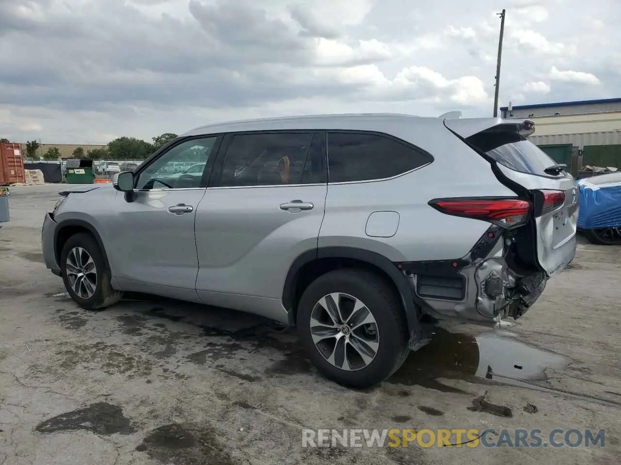 2 Photograph of a damaged car 5TDHZRAH2NS121814 TOYOTA HIGHLANDER 2022
