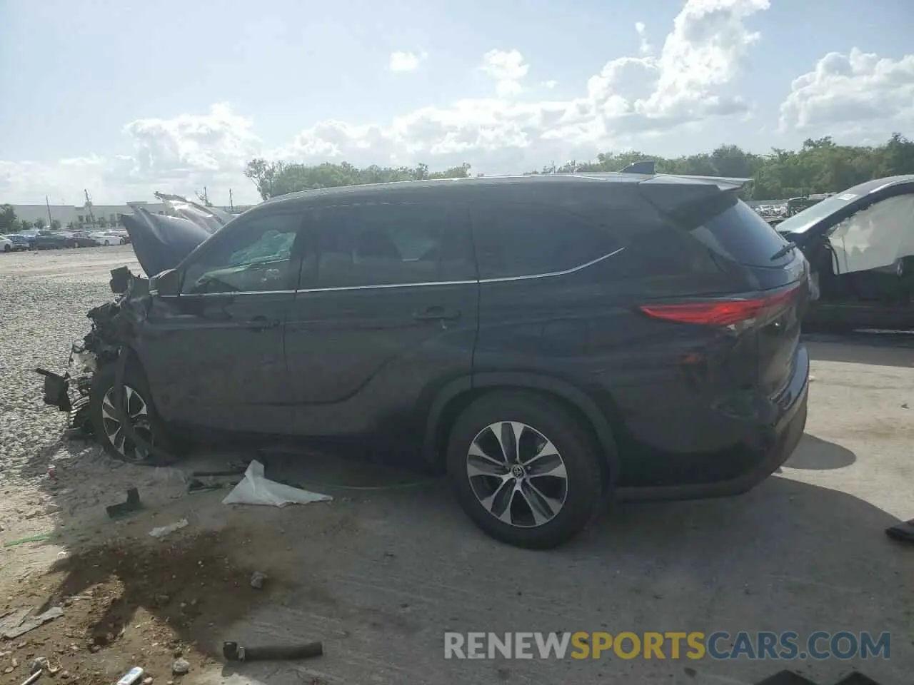 2 Photograph of a damaged car 5TDHZRAHXNS554247 TOYOTA HIGHLANDER 2022