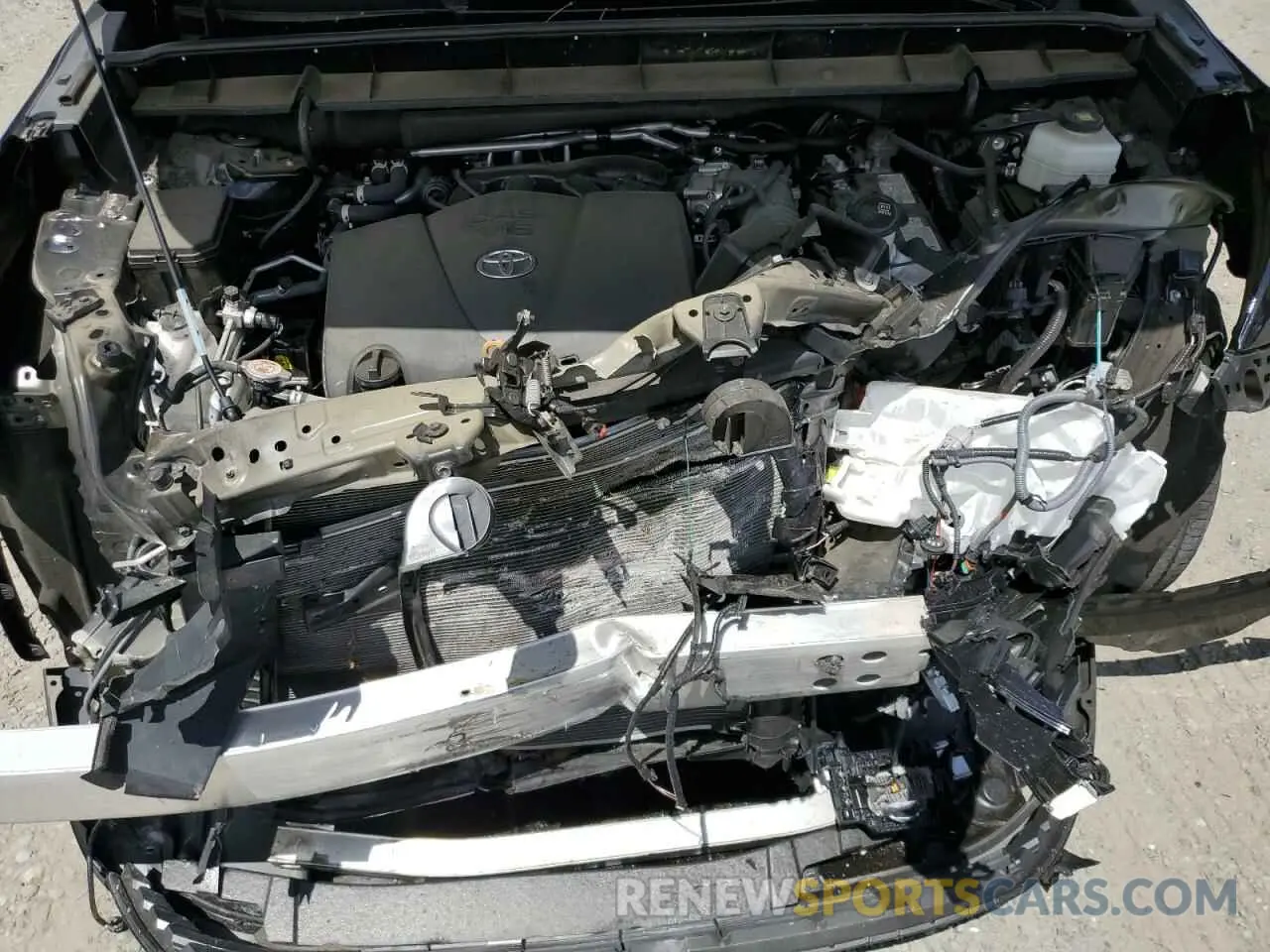12 Photograph of a damaged car 5TDHZRBH0NS202972 TOYOTA HIGHLANDER 2022