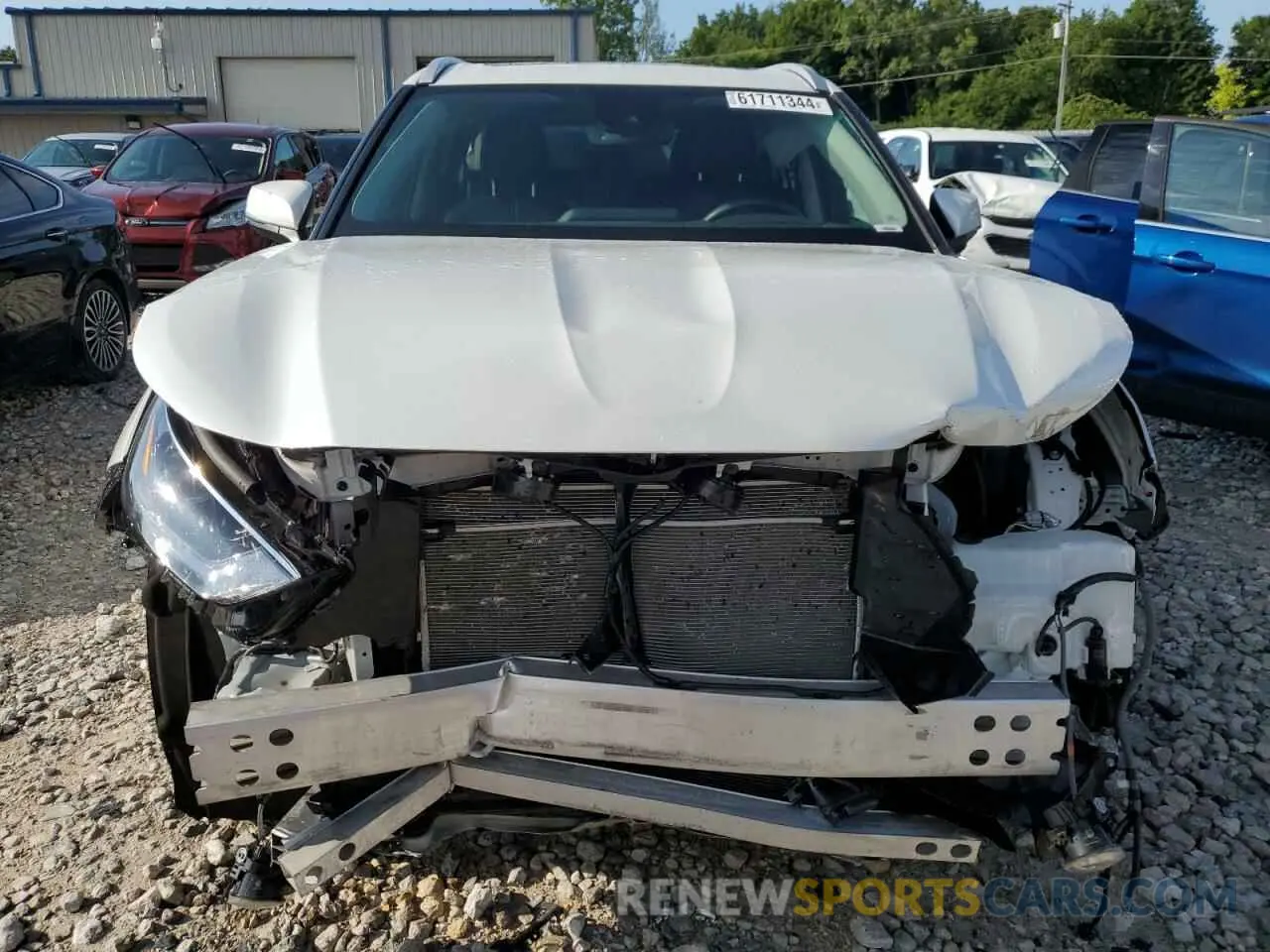 5 Photograph of a damaged car 5TDHZRBH0NS581598 TOYOTA HIGHLANDER 2022