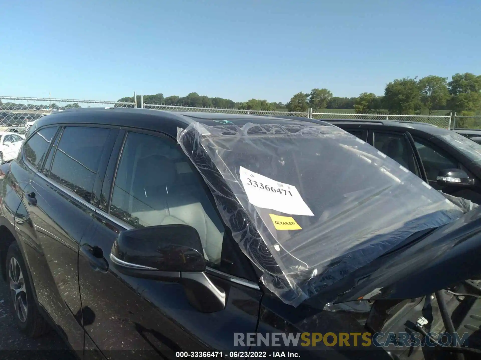 6 Photograph of a damaged car 5TDHZRBH1NS172784 TOYOTA HIGHLANDER 2022