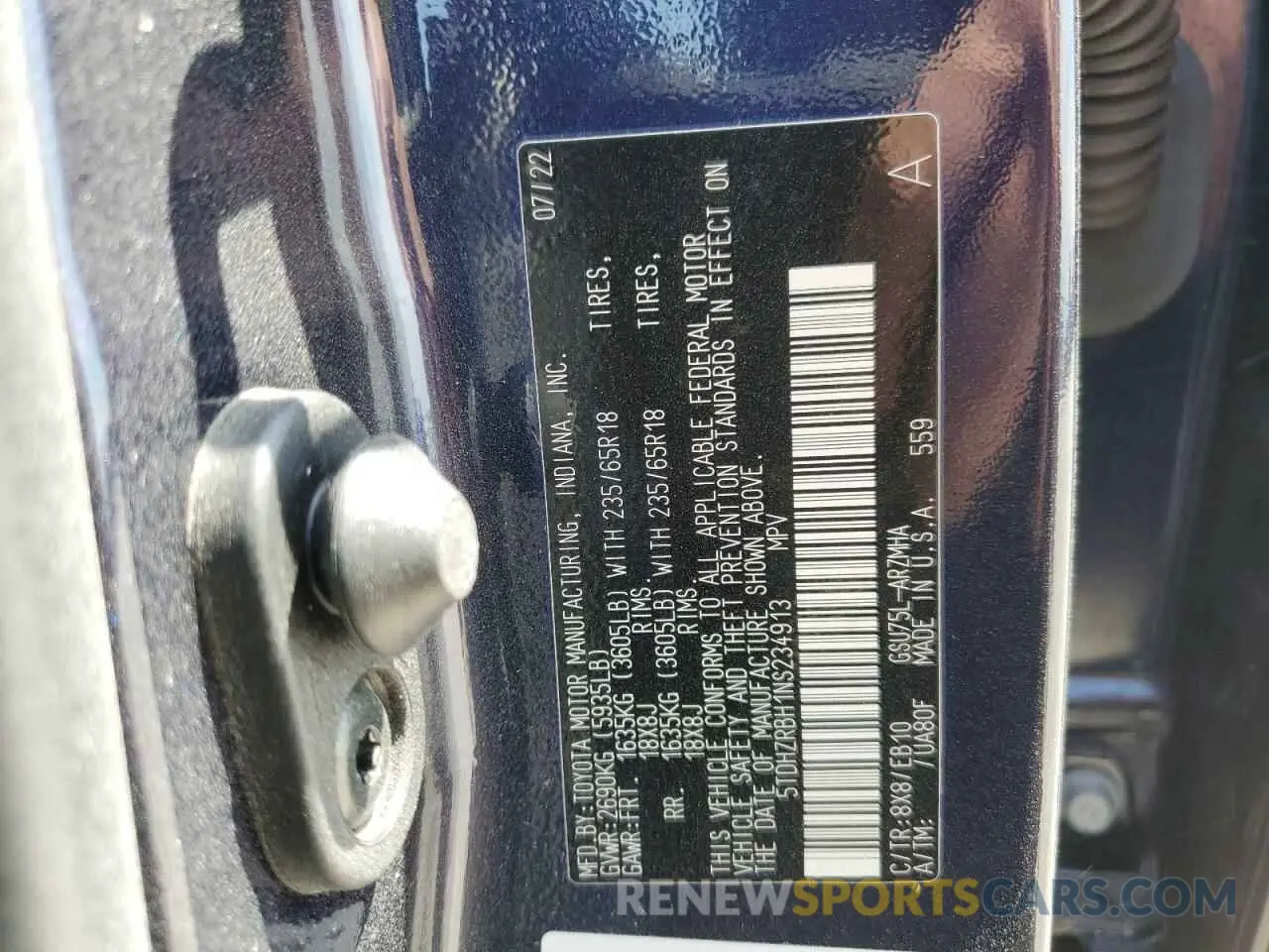 14 Photograph of a damaged car 5TDHZRBH1NS234913 TOYOTA HIGHLANDER 2022
