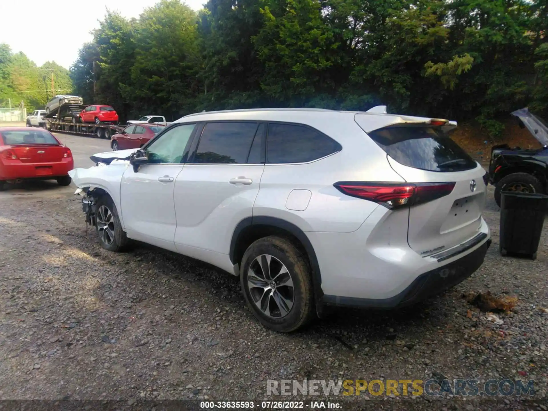 3 Photograph of a damaged car 5TDHZRBH2NS167531 TOYOTA HIGHLANDER 2022