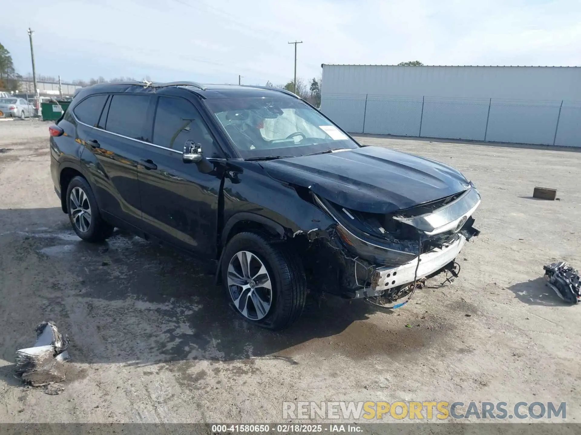 1 Photograph of a damaged car 5TDHZRBH2NS257729 TOYOTA HIGHLANDER 2022