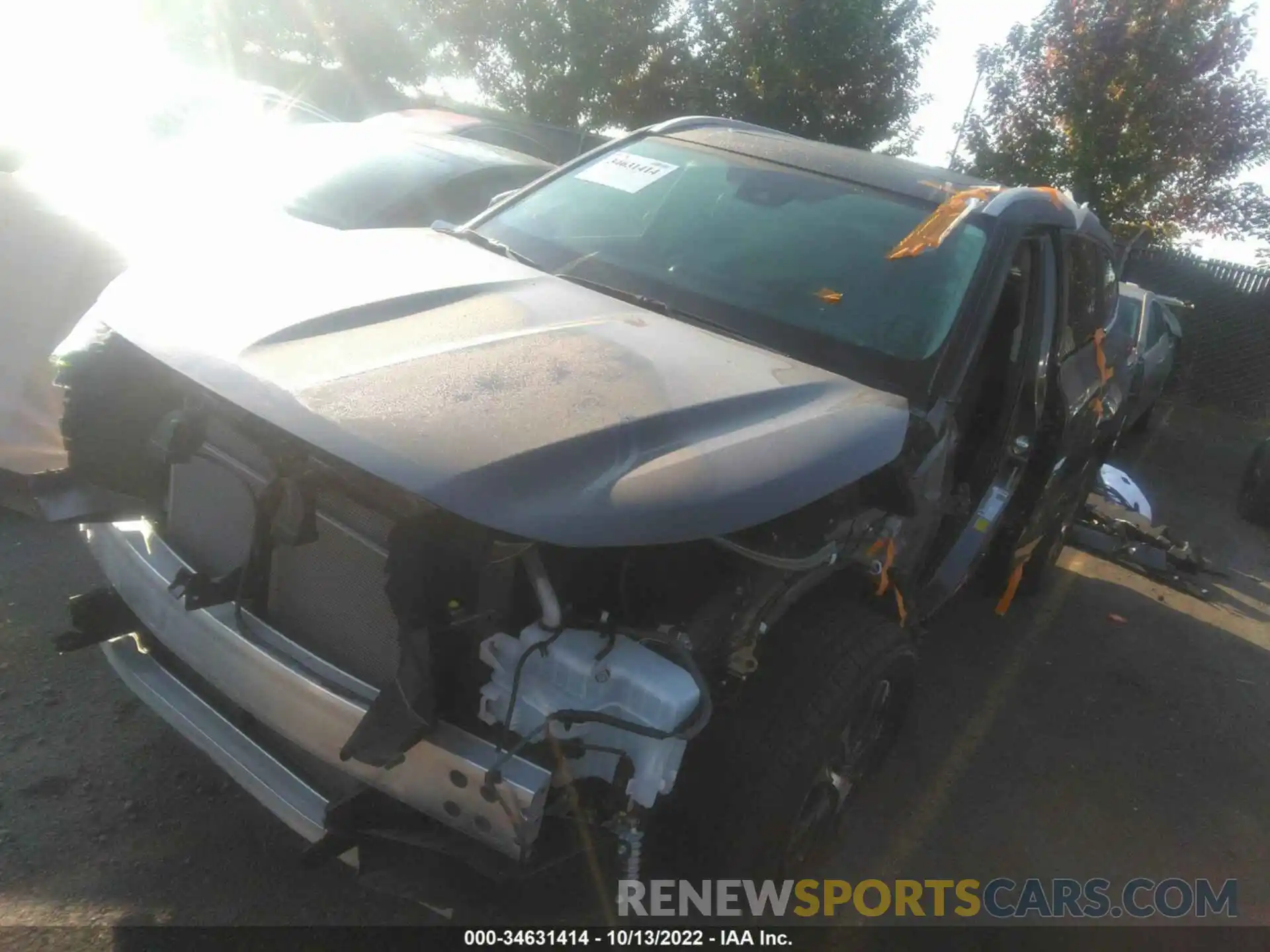 2 Photograph of a damaged car 5TDHZRBH3NS183284 TOYOTA HIGHLANDER 2022