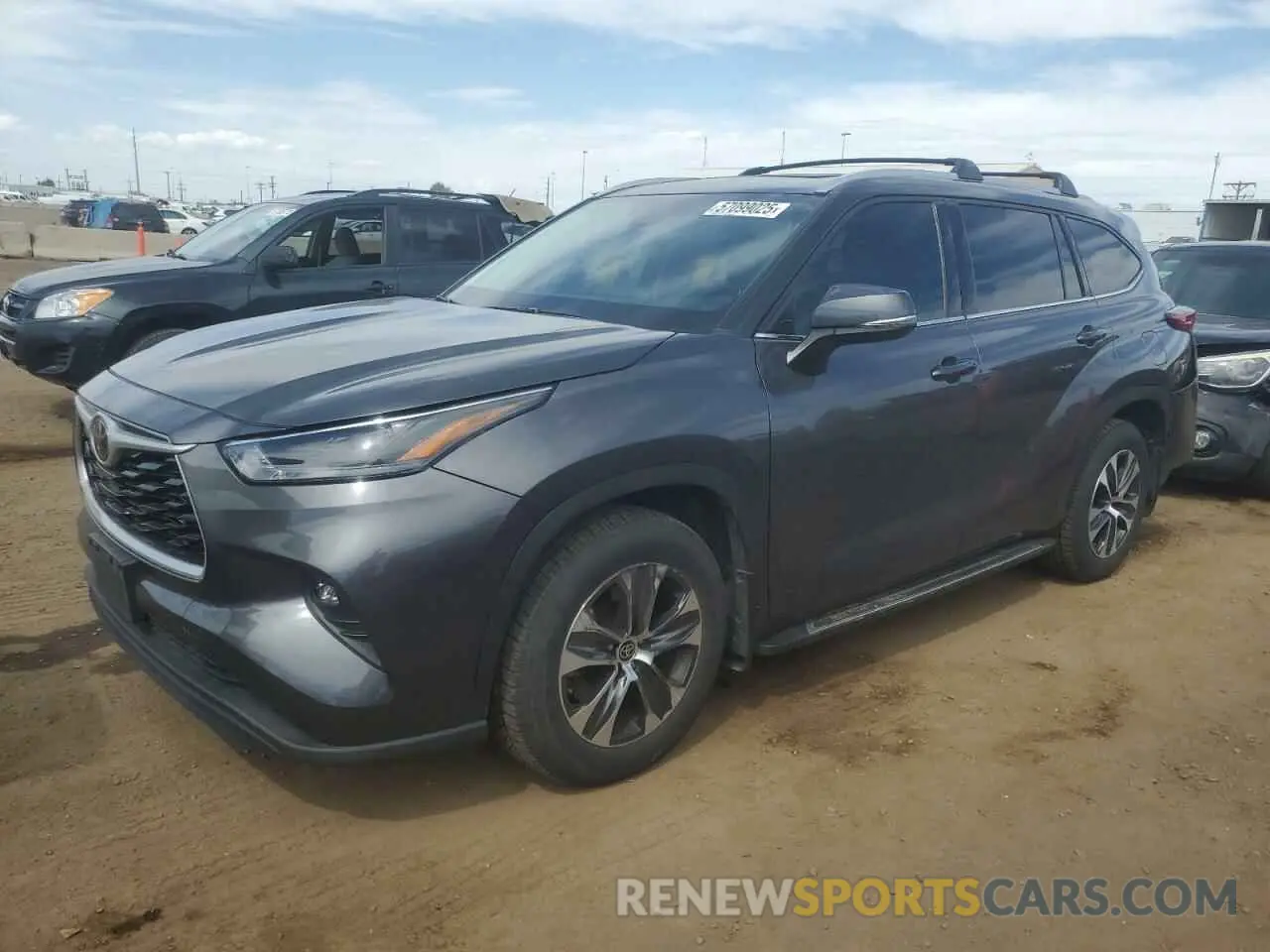 1 Photograph of a damaged car 5TDHZRBH3NS234220 TOYOTA HIGHLANDER 2022