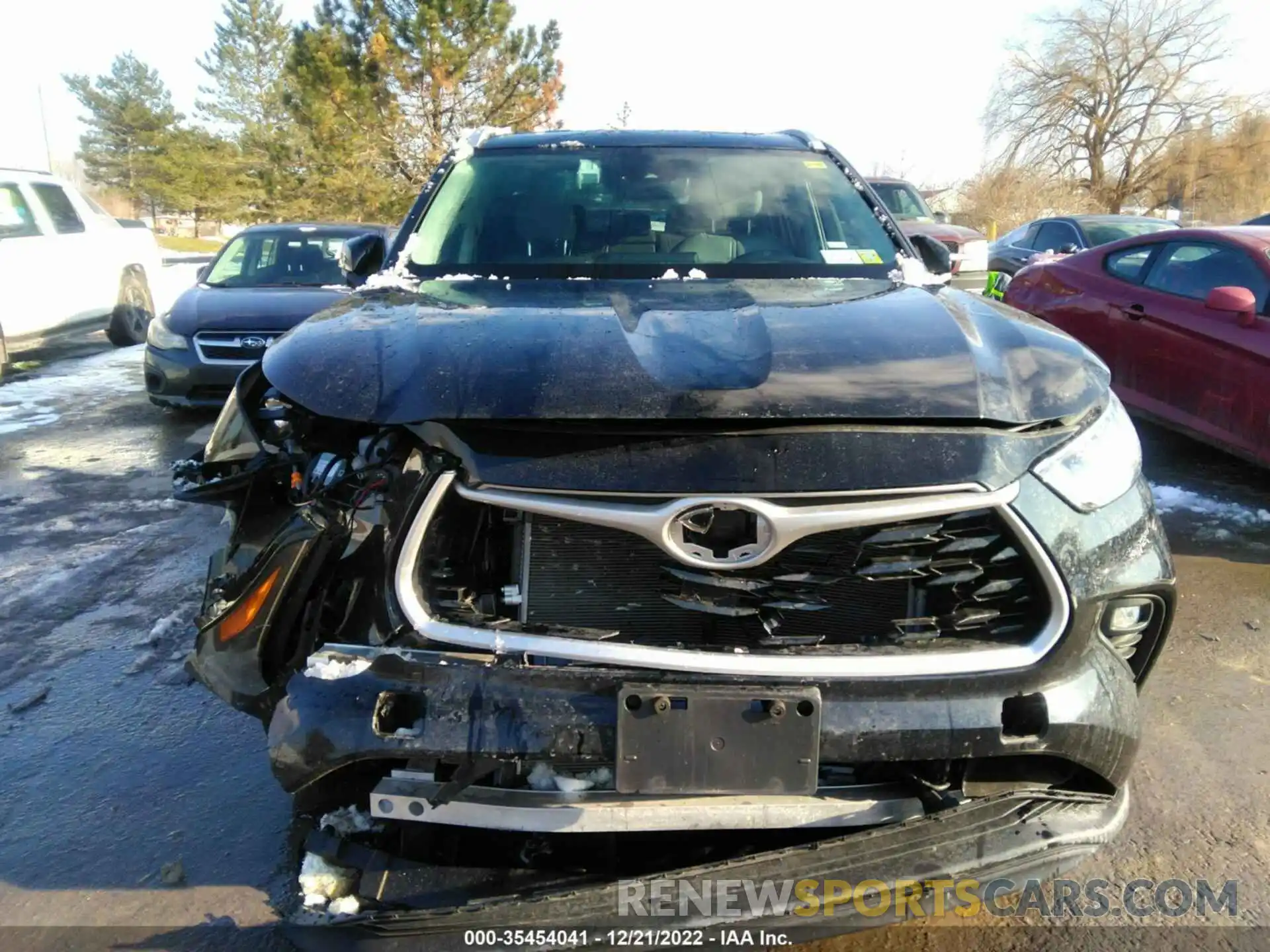 6 Photograph of a damaged car 5TDHZRBH3NS580333 TOYOTA HIGHLANDER 2022