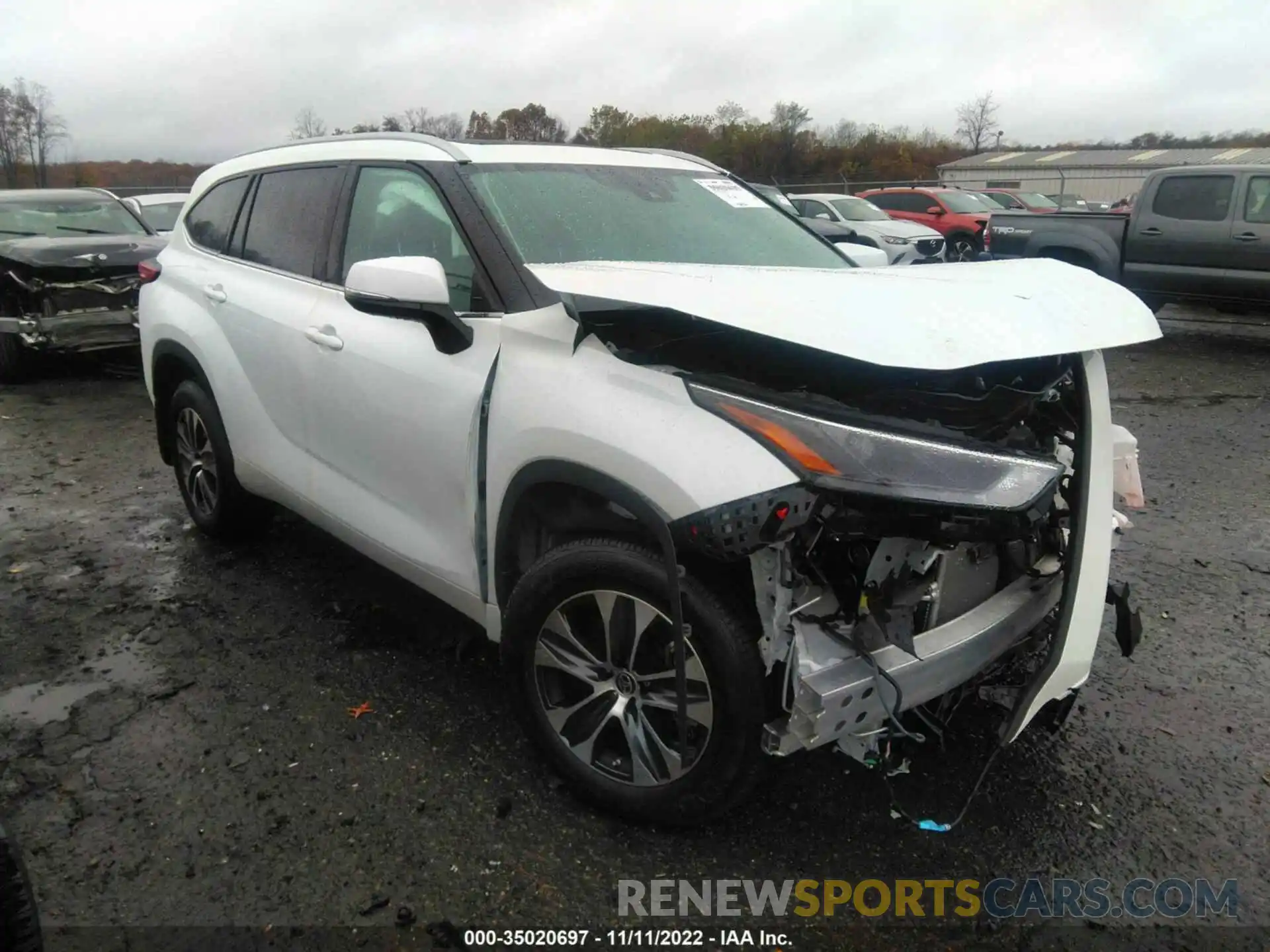 1 Photograph of a damaged car 5TDHZRBH4NS168261 TOYOTA HIGHLANDER 2022