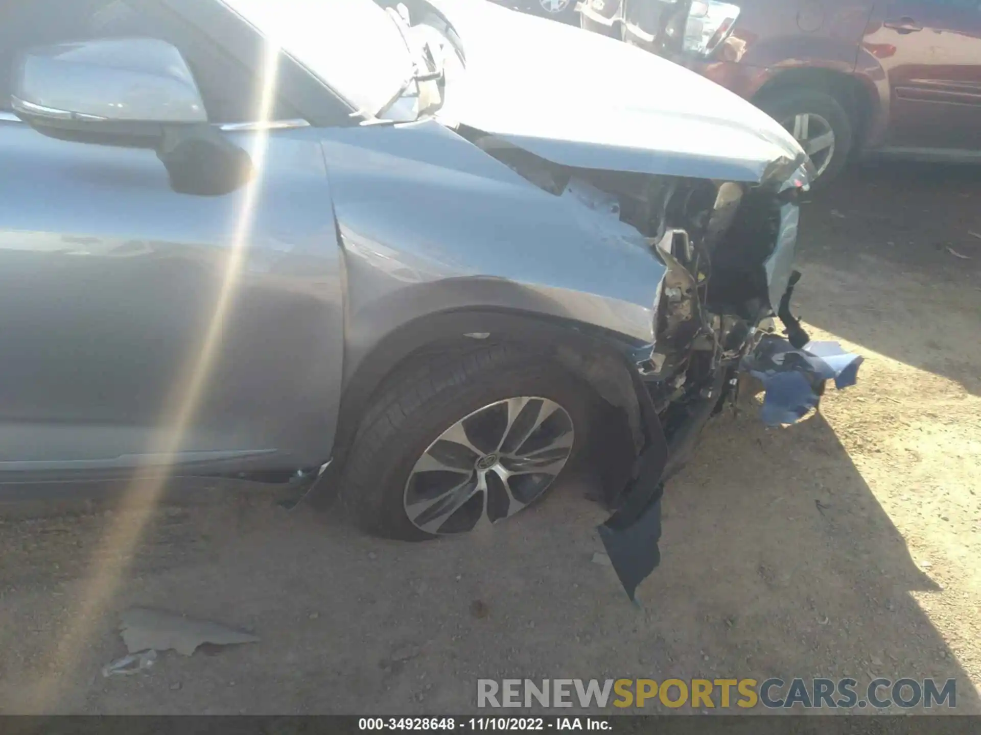 12 Photograph of a damaged car 5TDHZRBH7NS180534 TOYOTA HIGHLANDER 2022