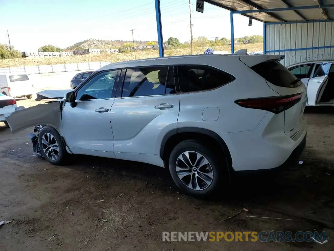 2 Photograph of a damaged car 5TDHZRBH7NS207666 TOYOTA HIGHLANDER 2022