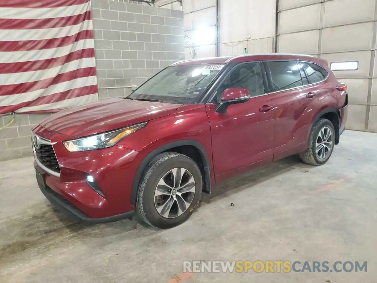 1 Photograph of a damaged car 5TDHZRBH7NS577242 TOYOTA HIGHLANDER 2022