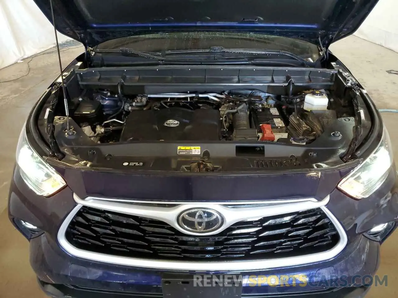 12 Photograph of a damaged car 5TDHZRBH8NS566380 TOYOTA HIGHLANDER 2022