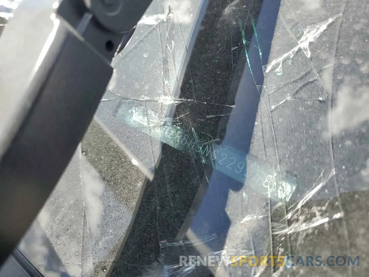 12 Photograph of a damaged car 5TDHZRBH9NS229958 TOYOTA HIGHLANDER 2022