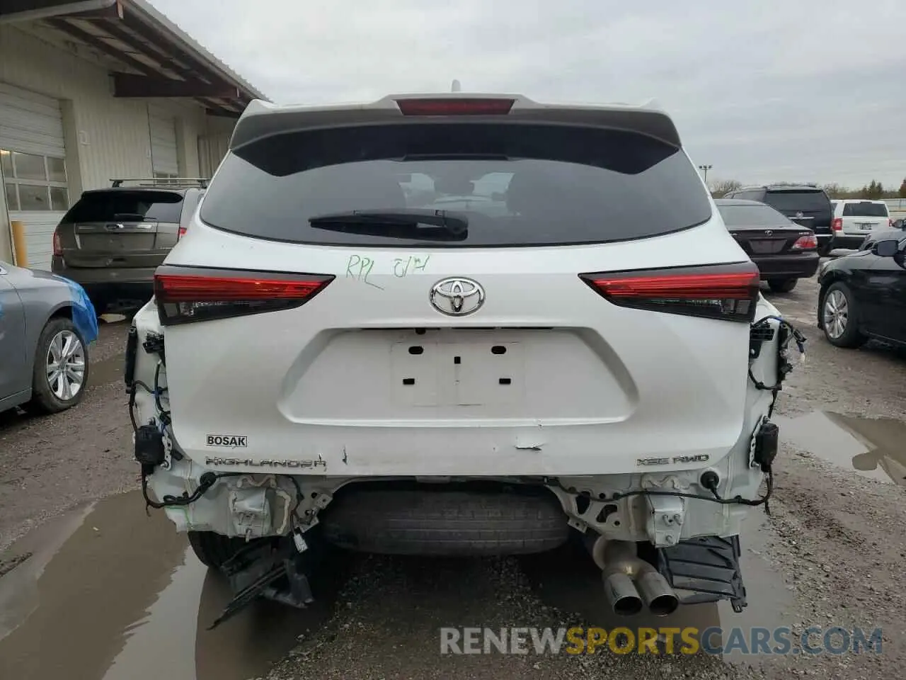 6 Photograph of a damaged car 5TDJZRBH3NS211327 TOYOTA HIGHLANDER 2022
